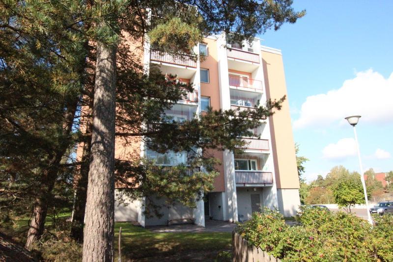 Pyhätunturintie 1, Mellunmäki, Helsinki