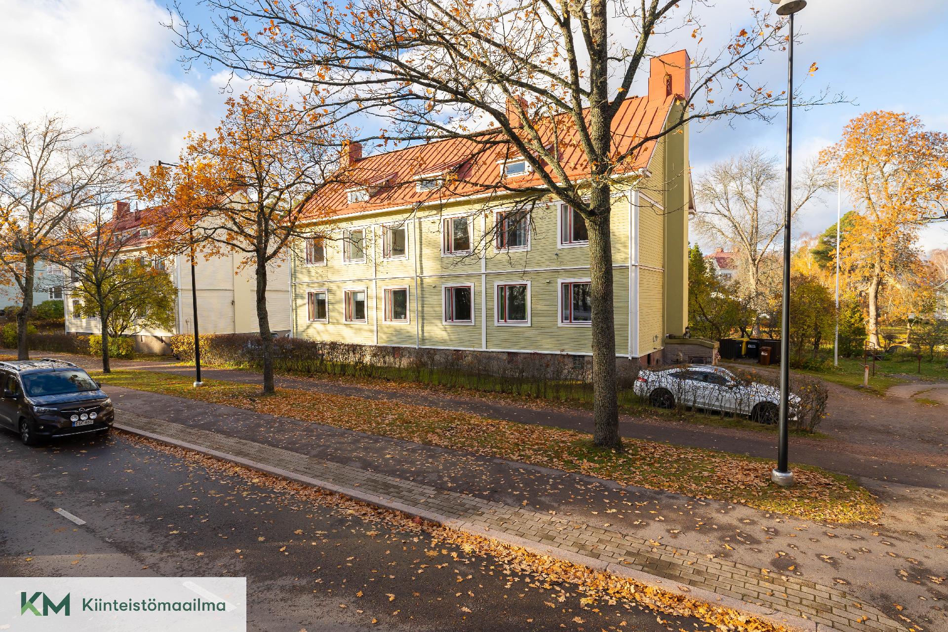 Mäntykatu 16-18, Katariina, Kotka