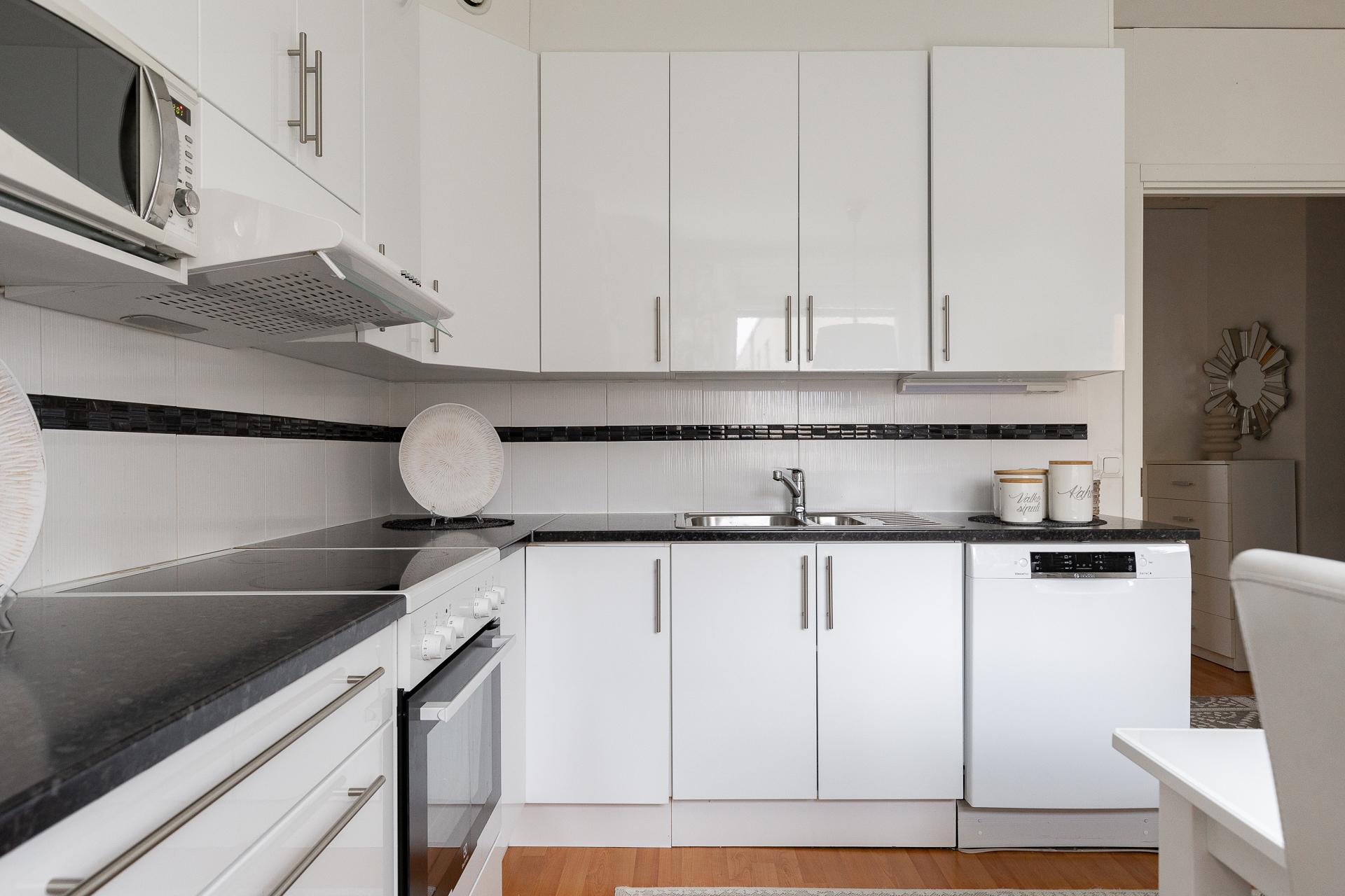 Tapanintie 3, Muuramen Keskusta, Muurame