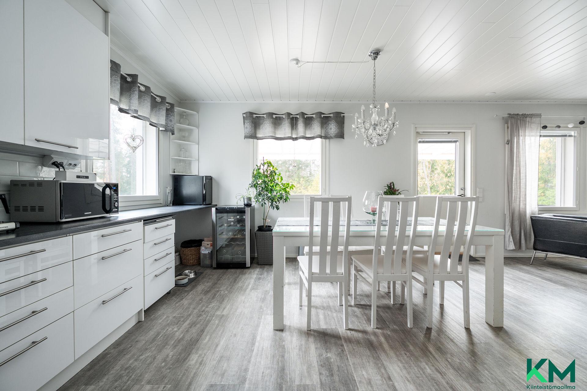 Kamarikuja 4, Pirttiharju, Lahti