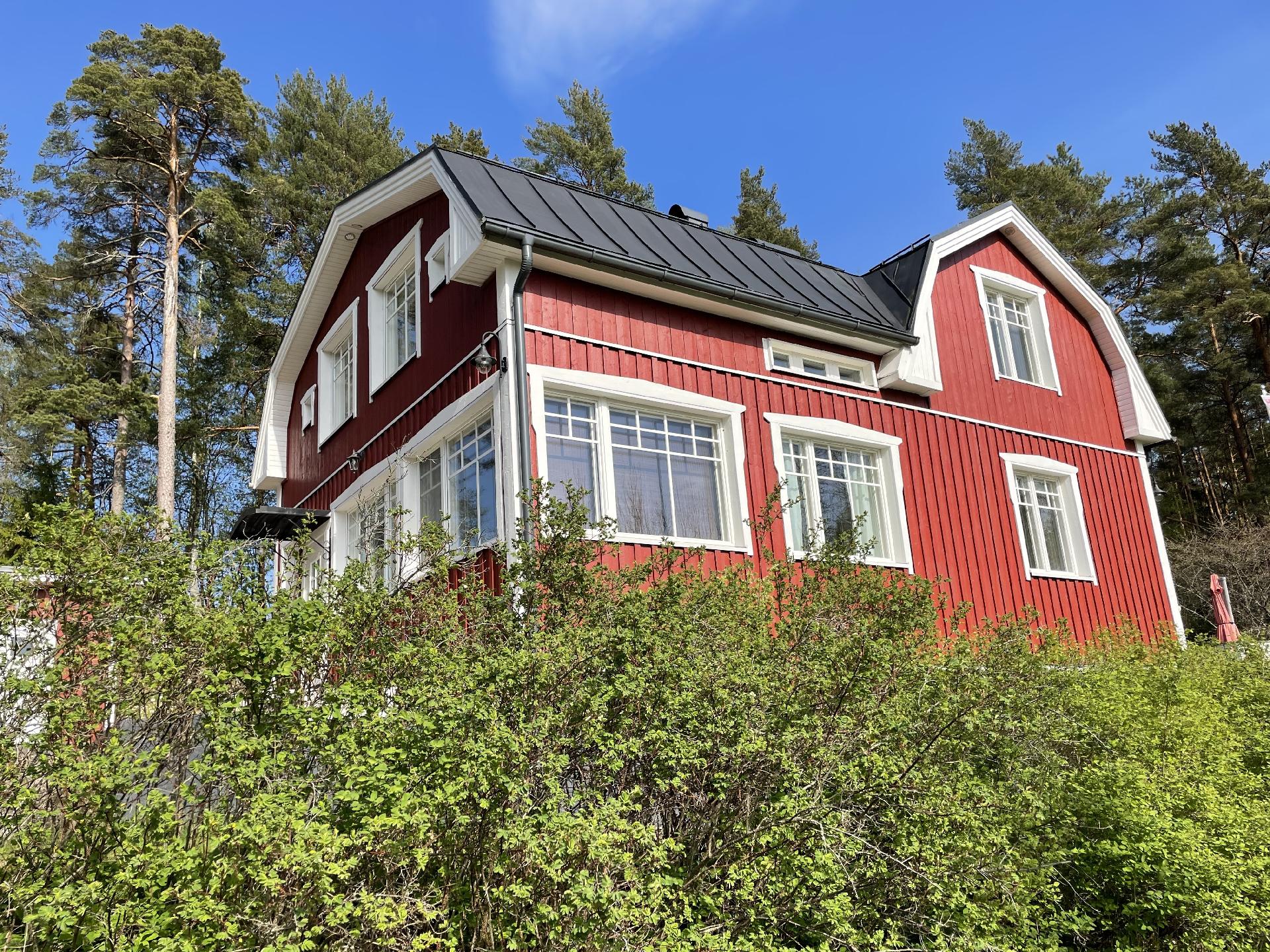 Bommaksentie 24, Pernaja, Loviisa
