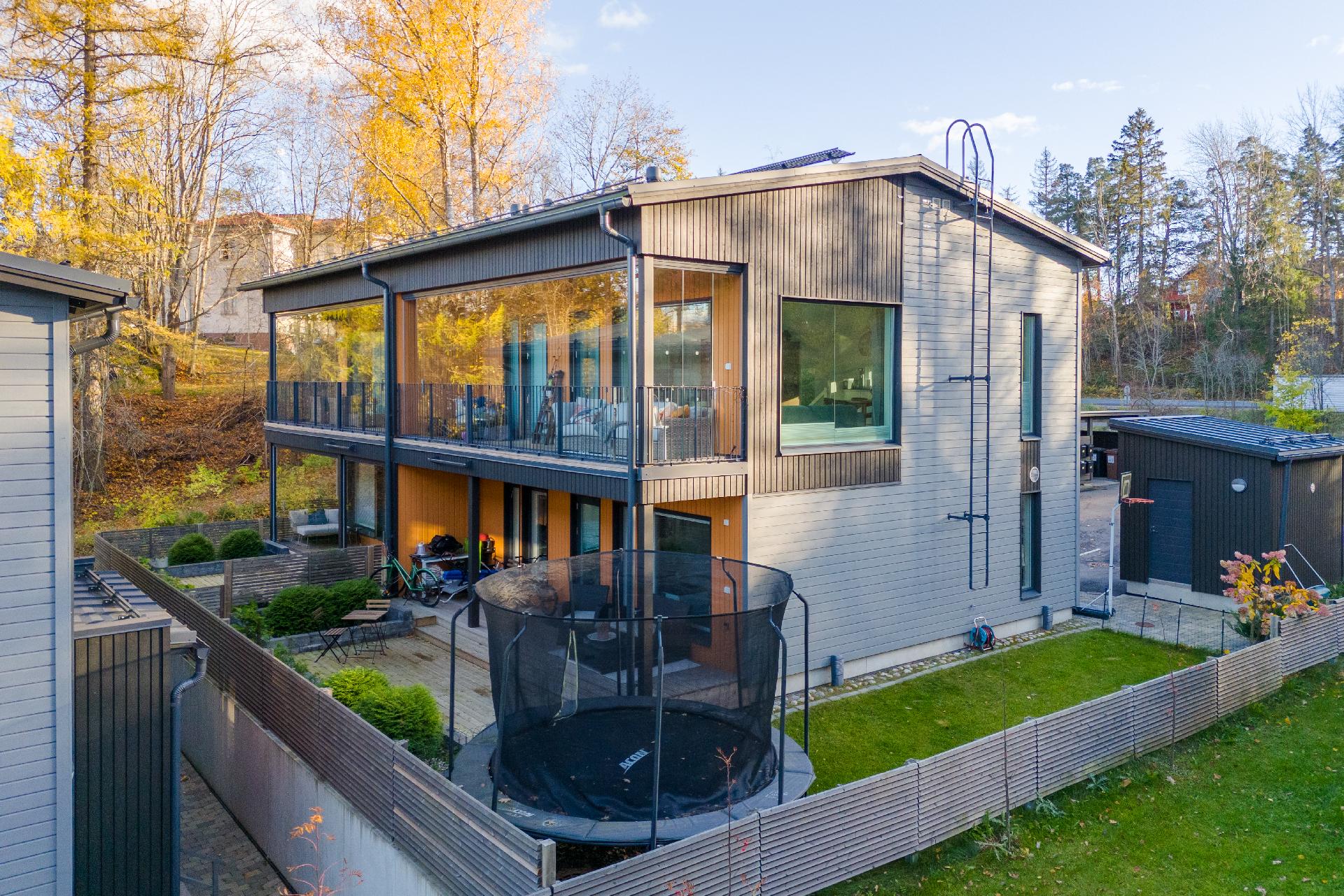 Kuusiniemi 19, Lippajärvi, Espoo