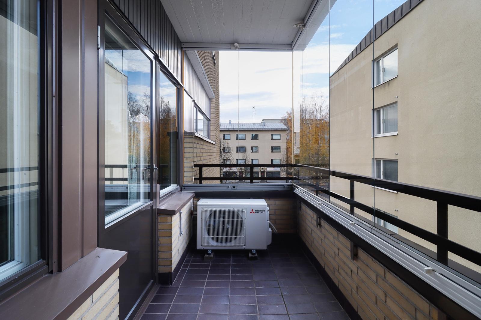 Mannilantie 45, Keskusta, Järvenpää