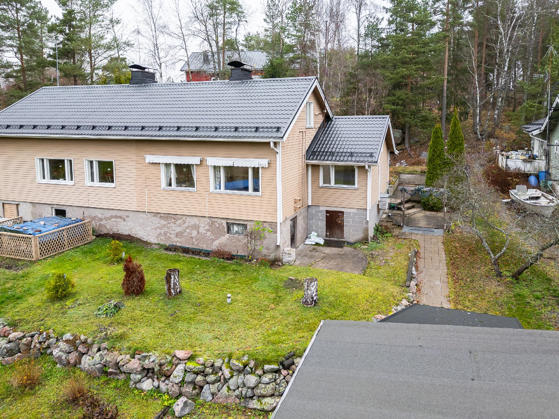 Virkamiehentie 13, Tolkkinen, Porvoo