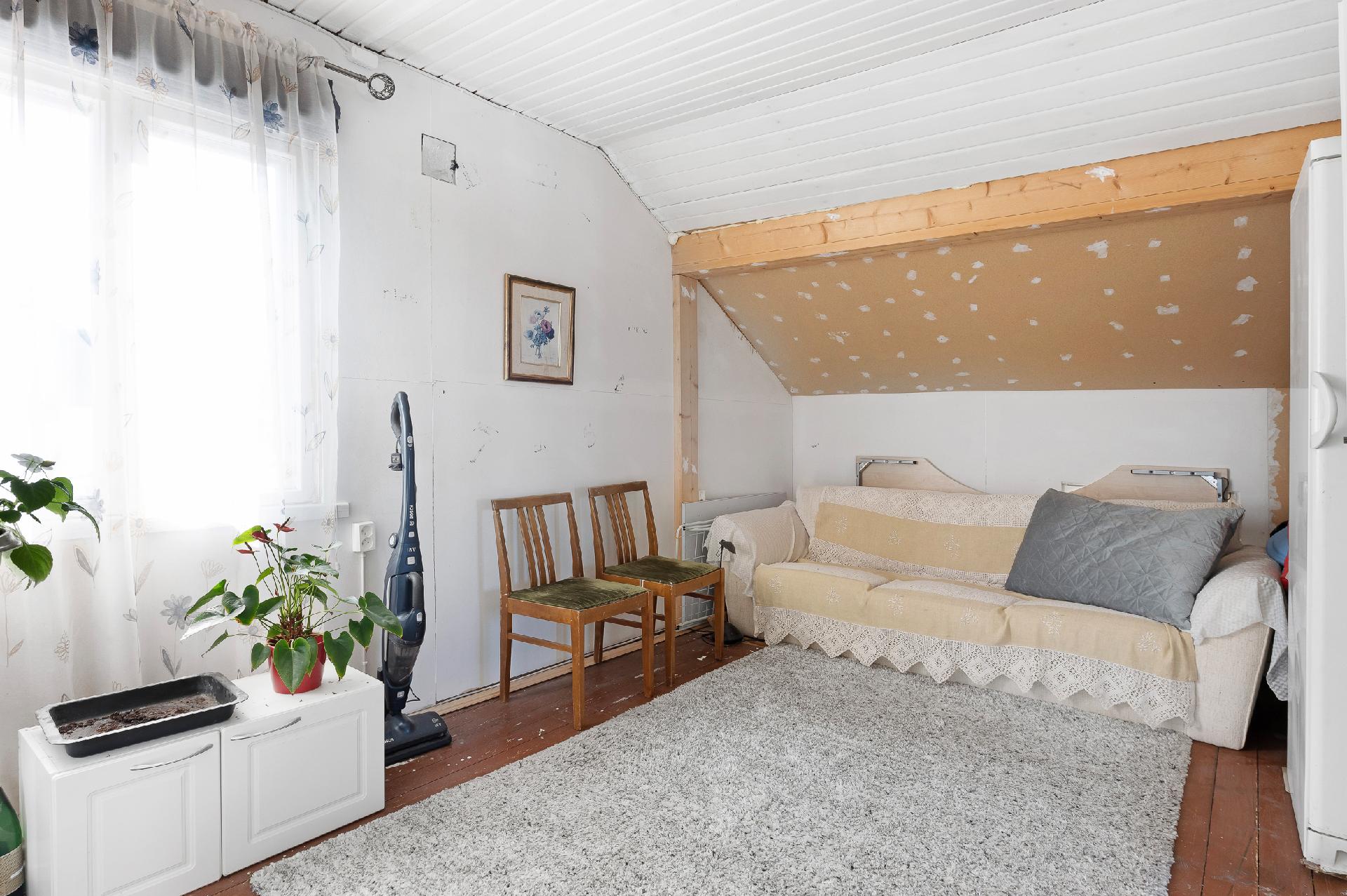 Yläkerran aula - Övrevåningens aula 