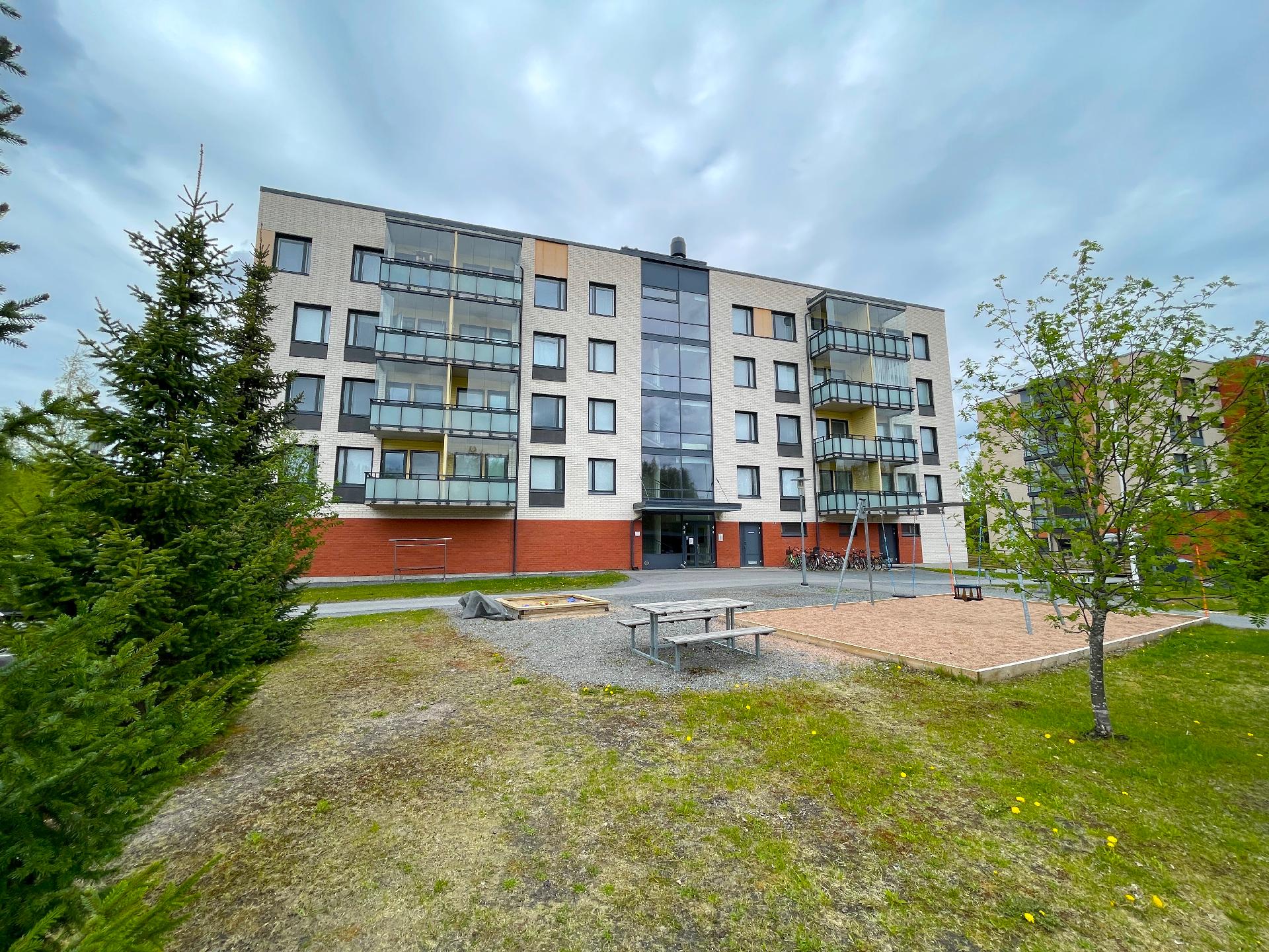 Emännäntie 1, Hallila, Seinäjoki