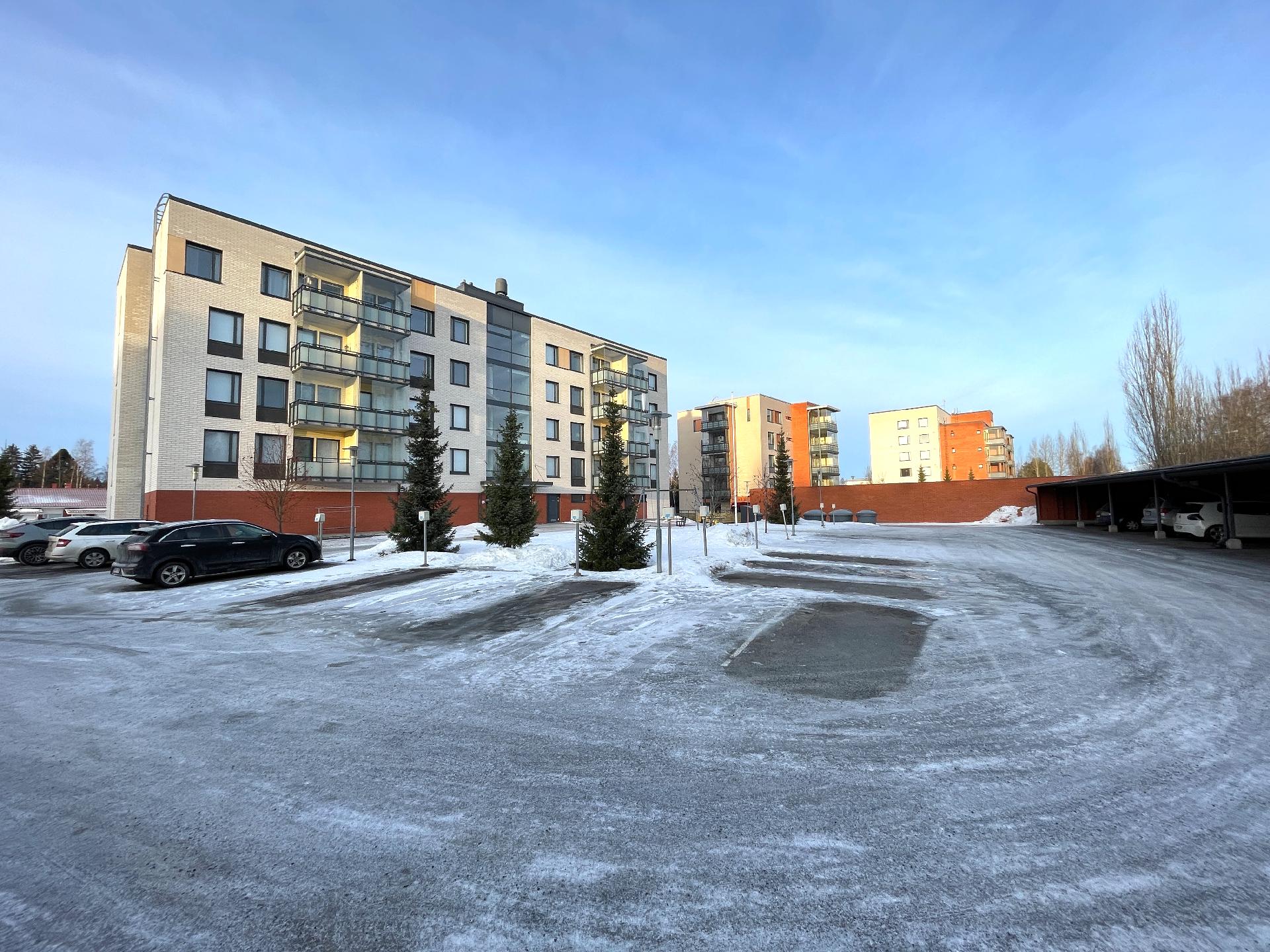 Emännäntie 1, Hallila, Seinäjoki