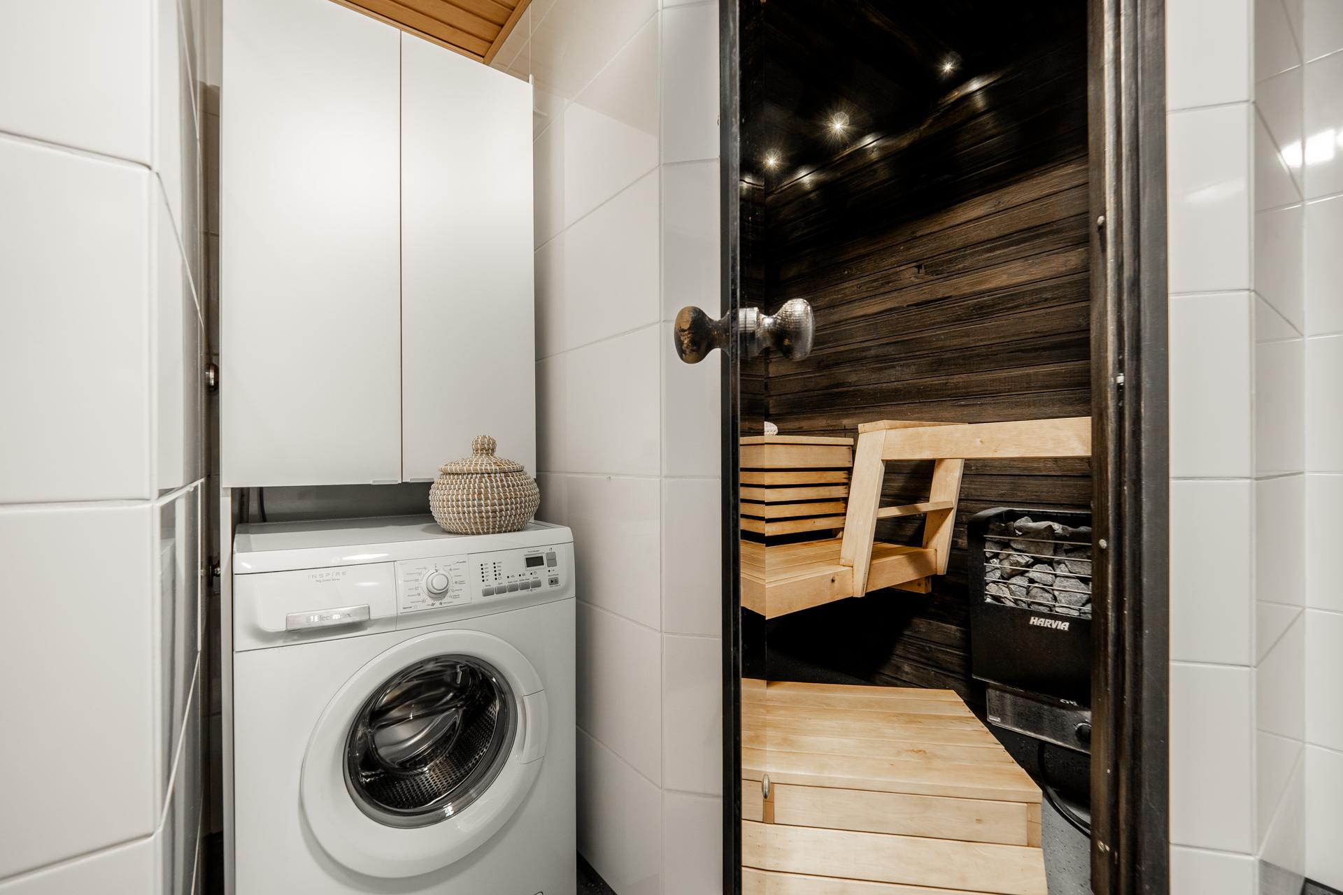 Merikoskenkatu 2, Tuira, Oulu