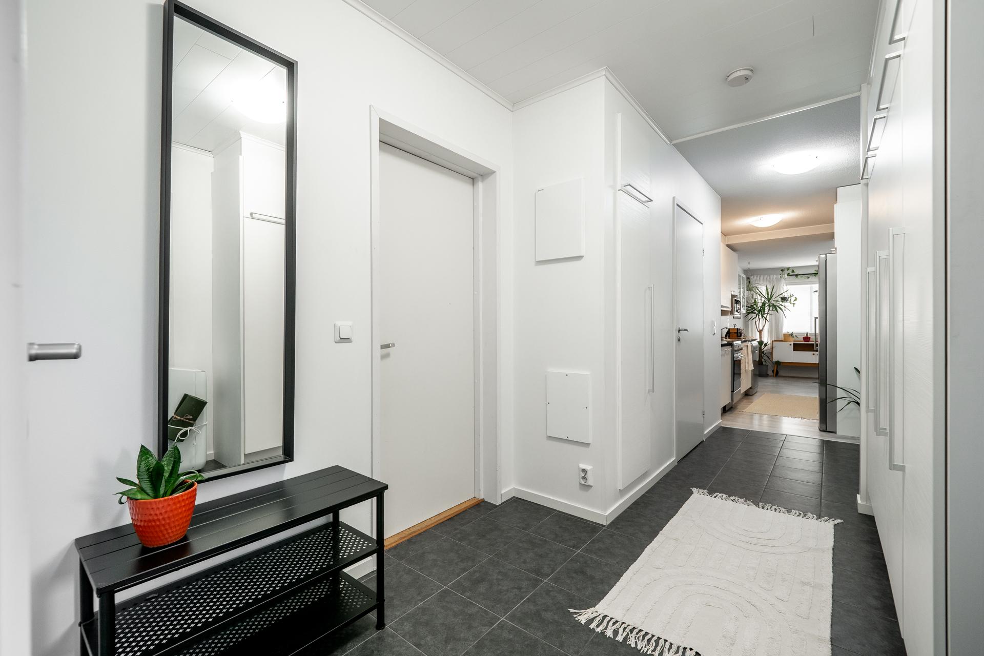 Merikoskenkatu 2, Tuira, Oulu