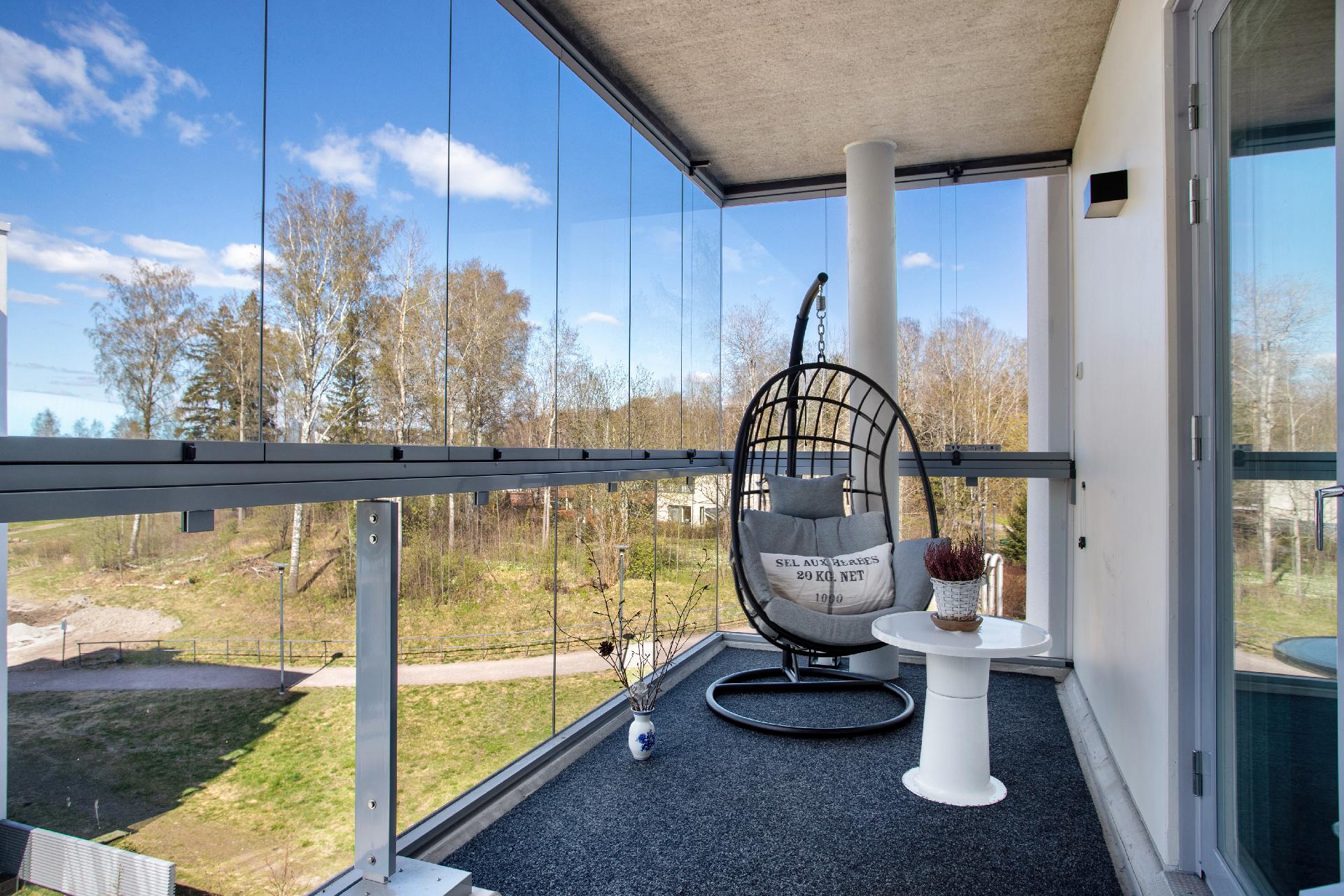 Jousenpuistonkatu 11, Tapiola, Espoo