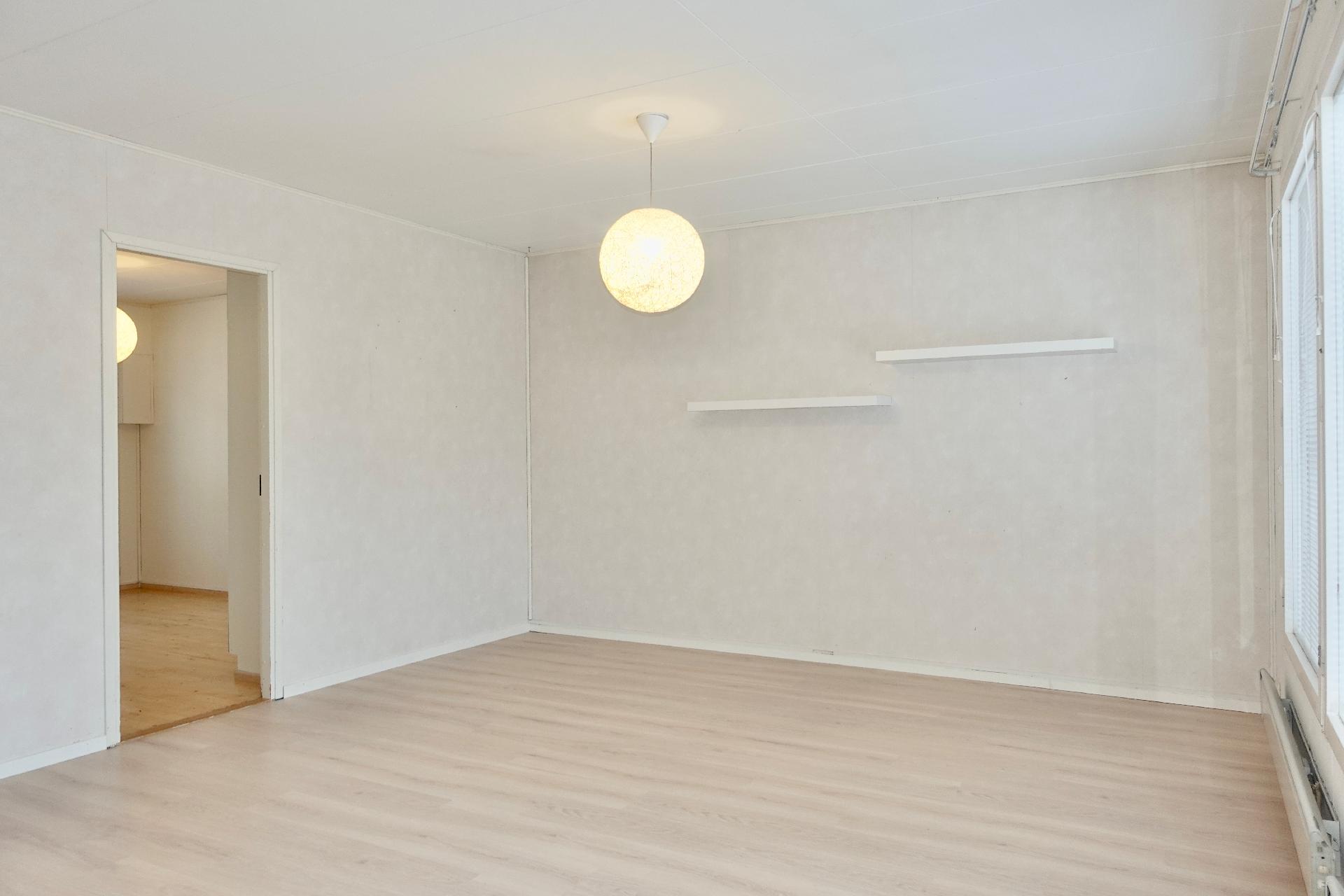 Linnantaustie 41, Kuurna, Kajaani