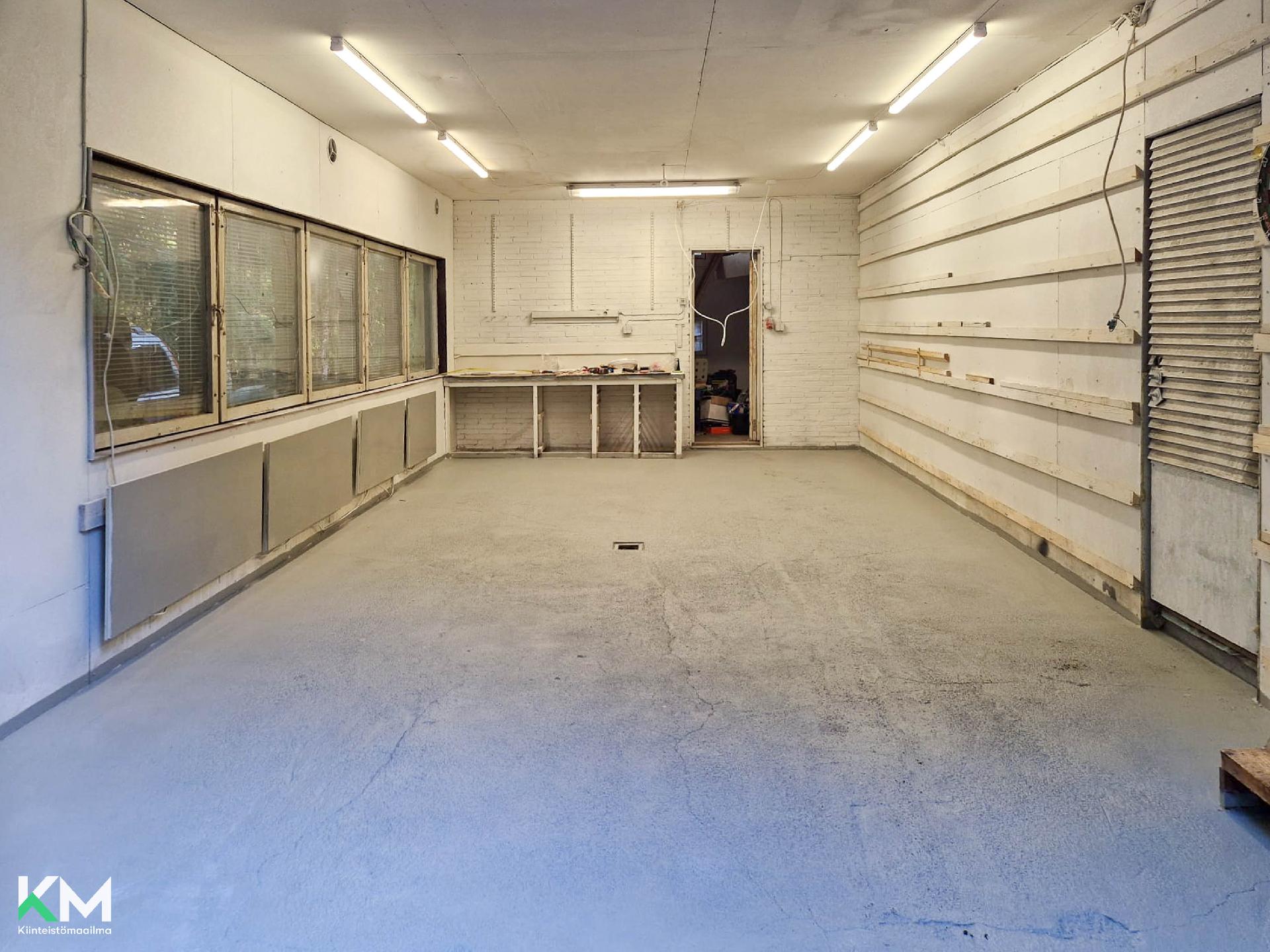 Yhdystie 18, Isoäiniö, Asikkala