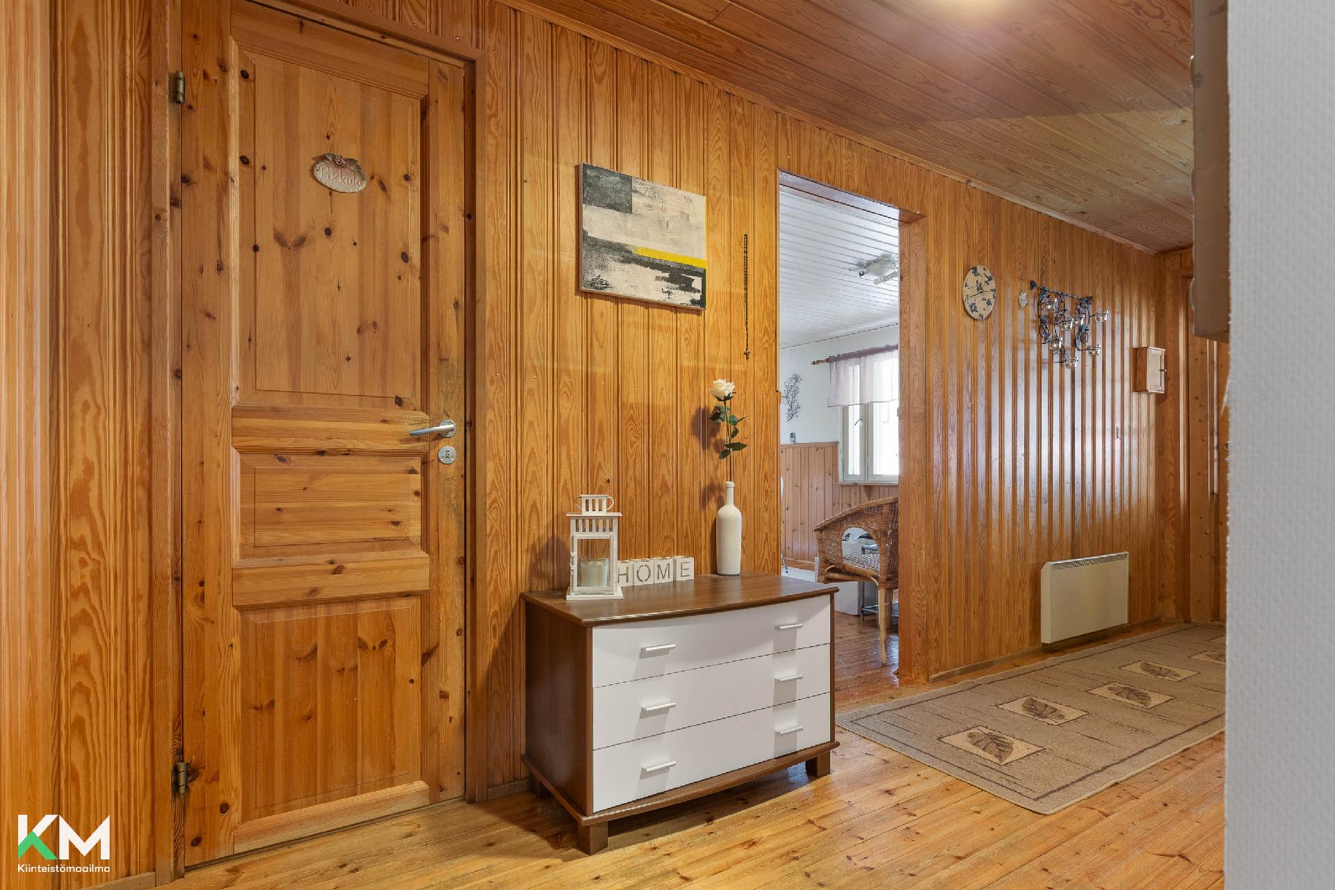 Yhdystie 18, Isoäiniö, Asikkala