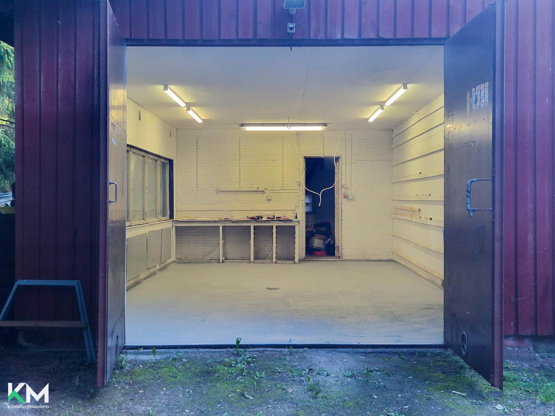 Yhdystie 18, Isoäiniö, Asikkala