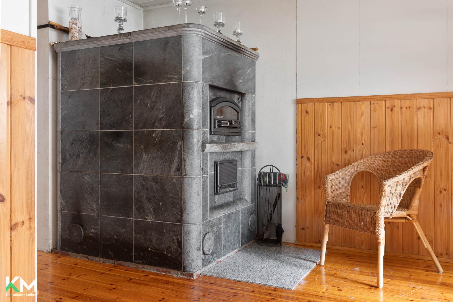 Yhdystie 18, Isoäiniö, Asikkala