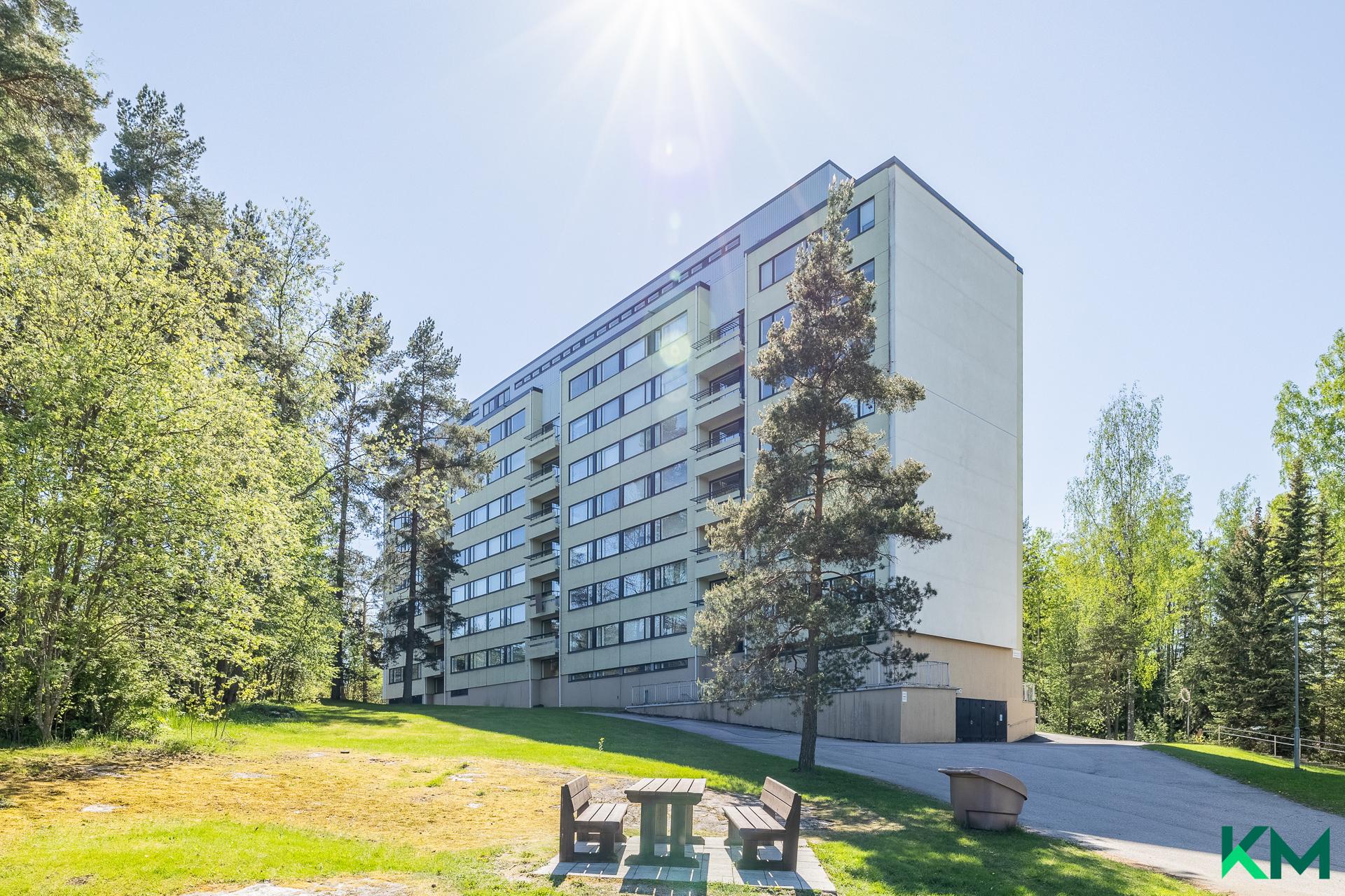 Kotikonnuntie 9, Kontula, Helsinki