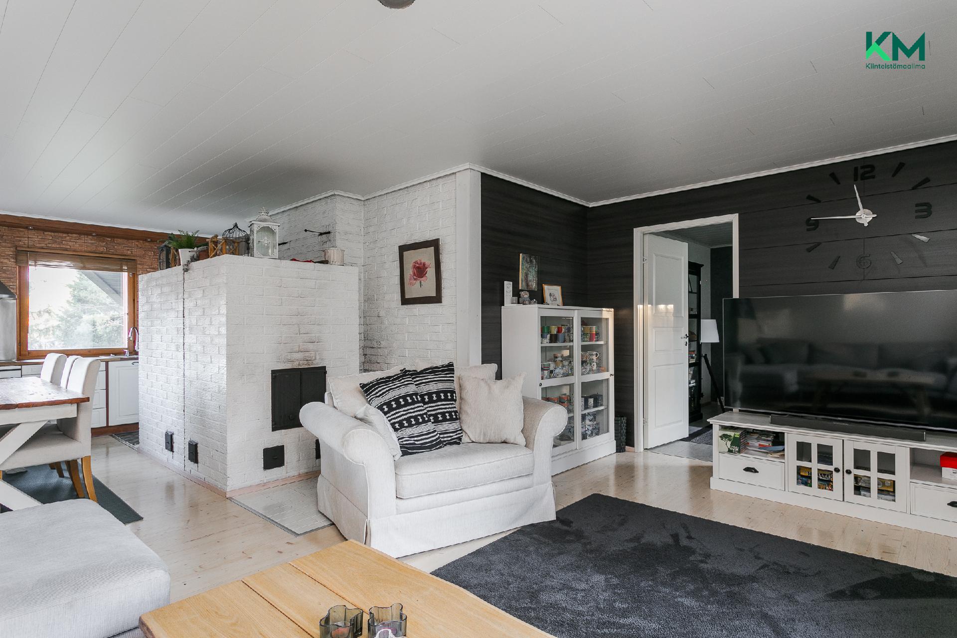 Äyrästie 2, Empo, Kaarina