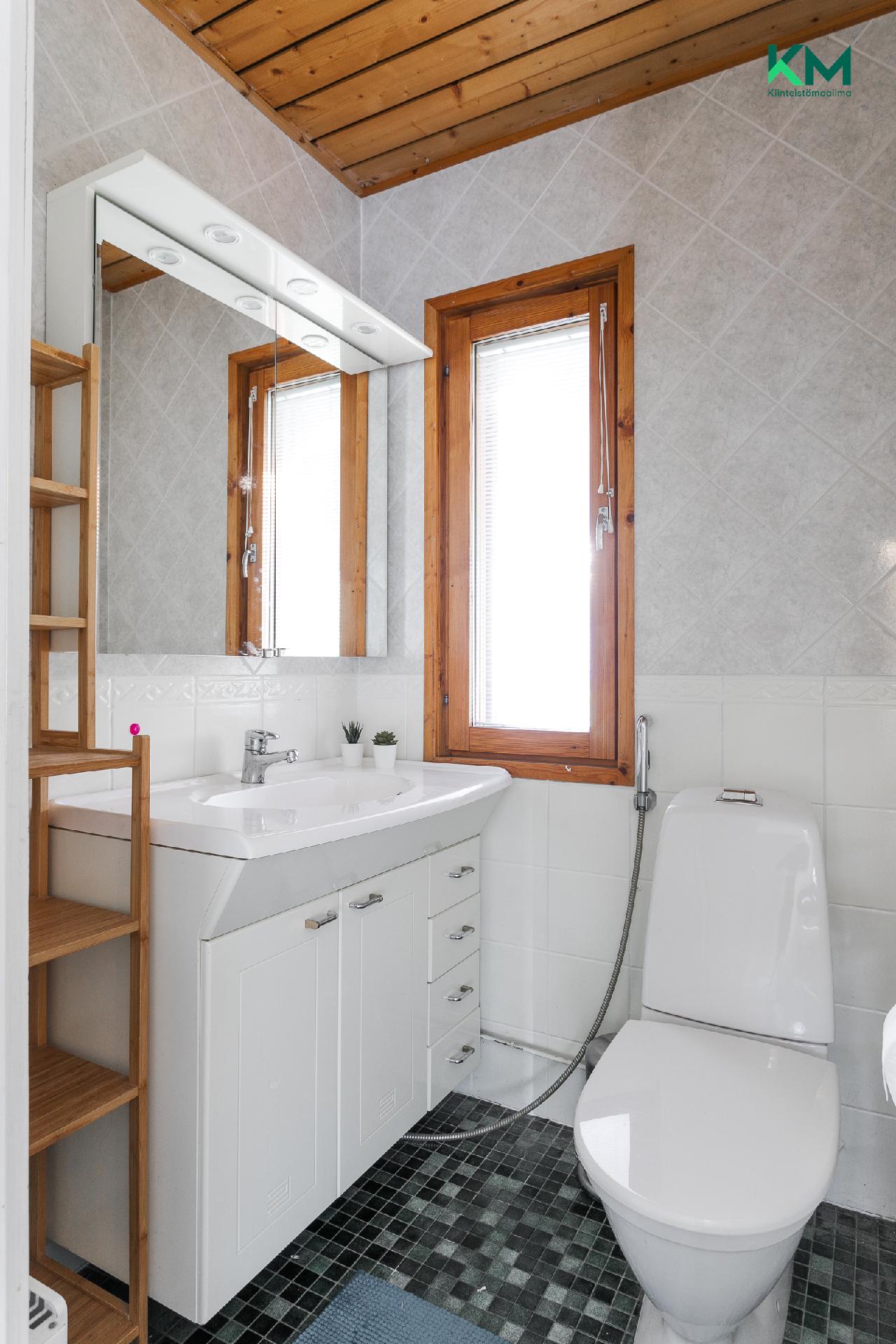 Äyrästie 2, Empo, Kaarina