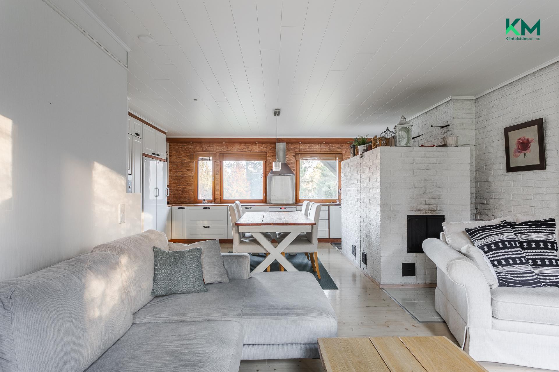 Äyrästie 2, Empo, Kaarina