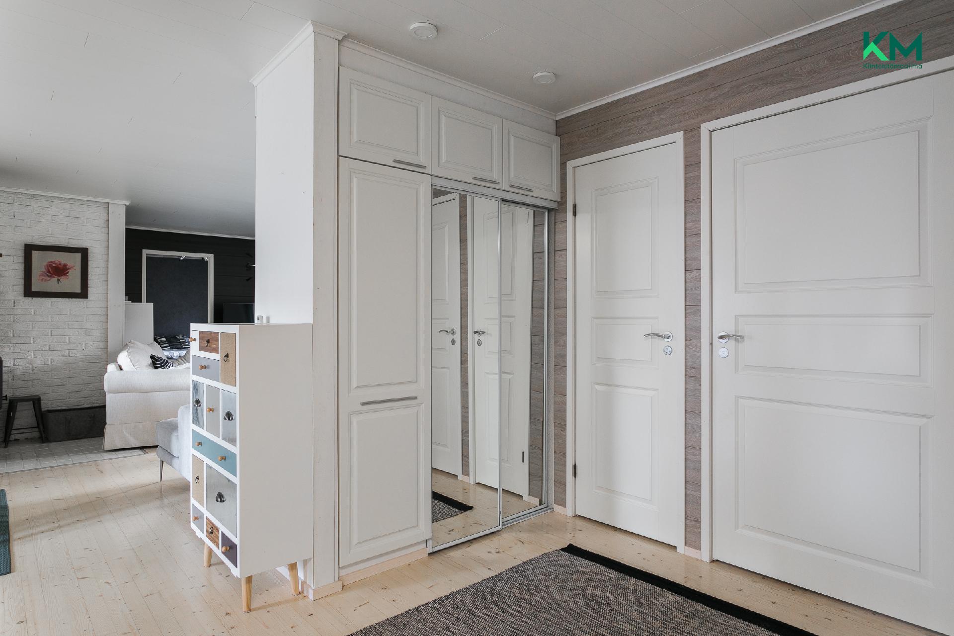 Äyrästie 2, Empo, Kaarina