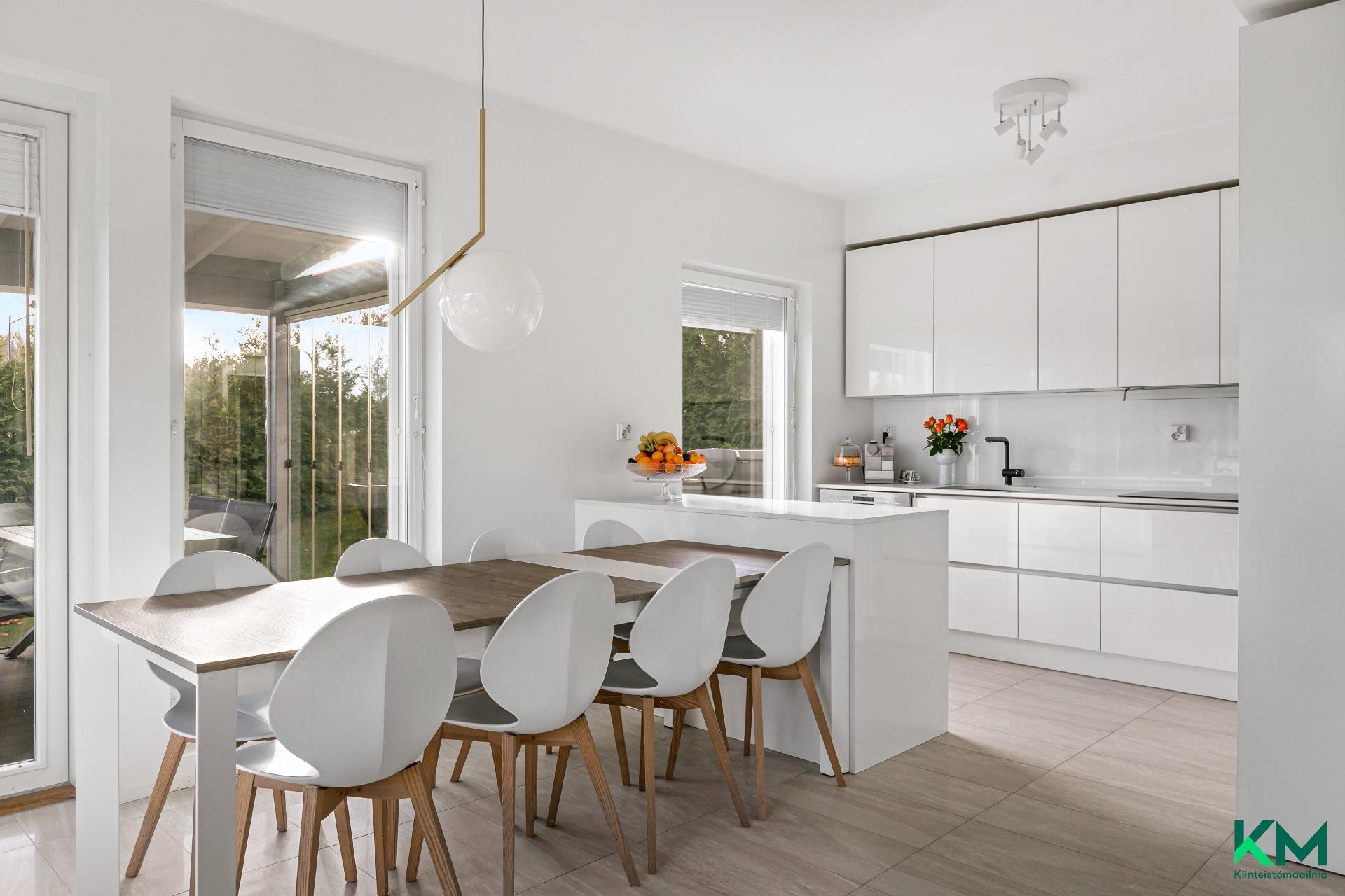 Tuurinkuja 2, Henttaa, Espoo