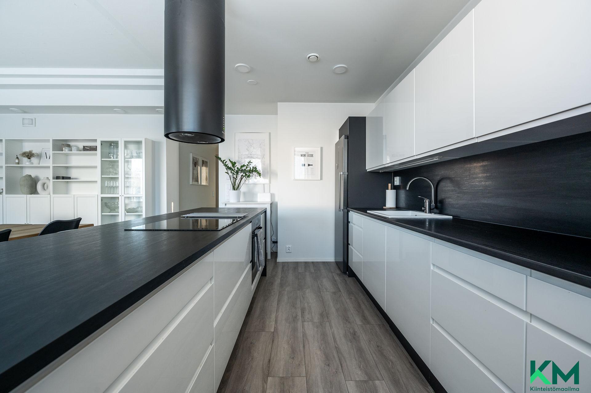 Karjalankatu 1, Keski-Lahden Kaupunginosa, Lahti