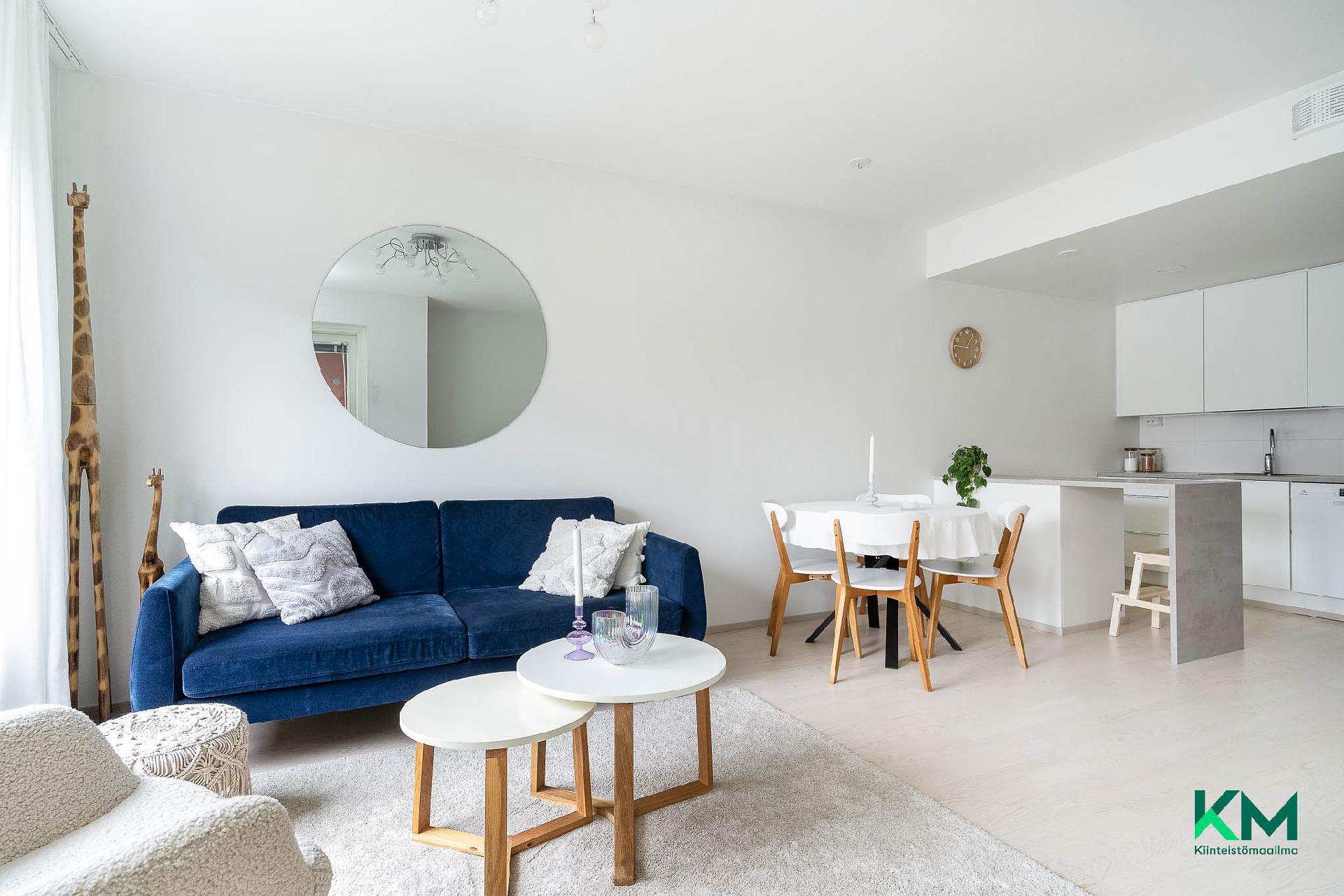 Olohuone ja keittiö