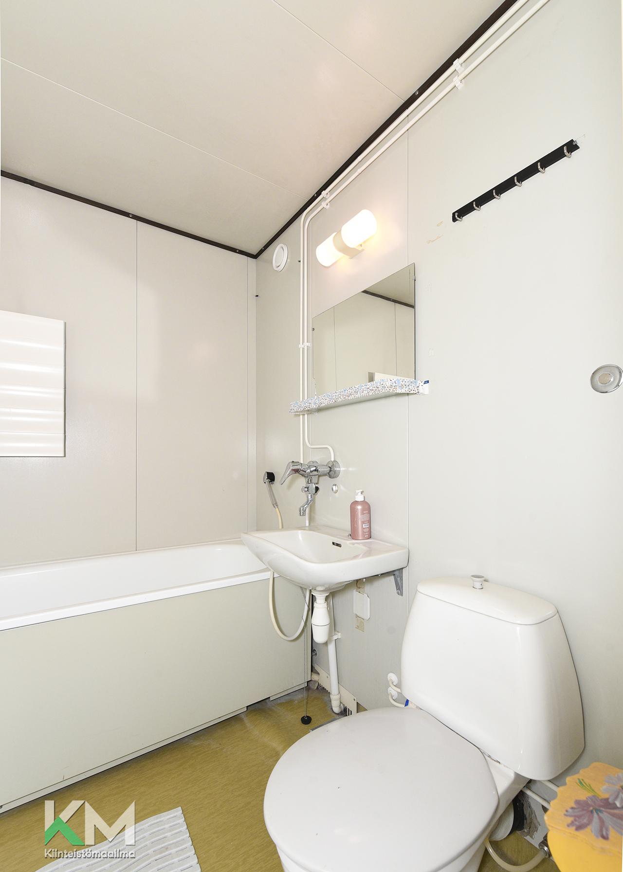 Vaahterakatu 1-3, Saksala, Lahti