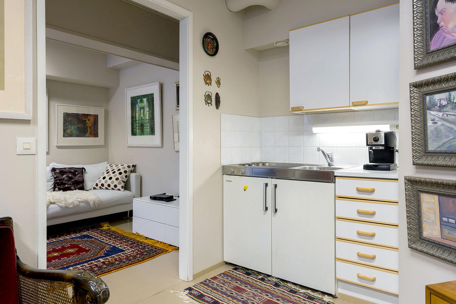 Yläkerran minikeittiö