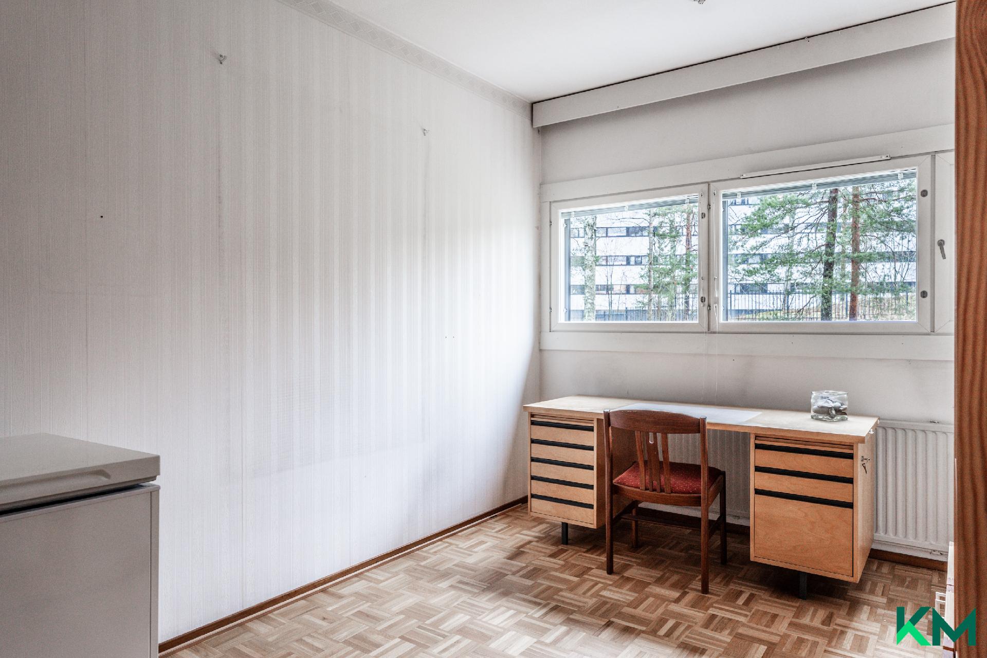 Keinulaudantie 1, Kontula, Helsinki