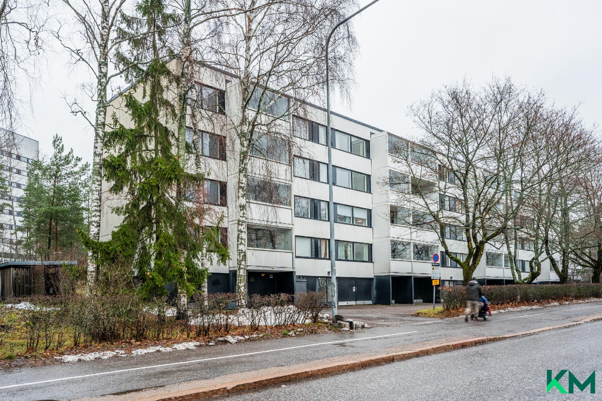 Keinulaudantie 1, Kontula, Helsinki