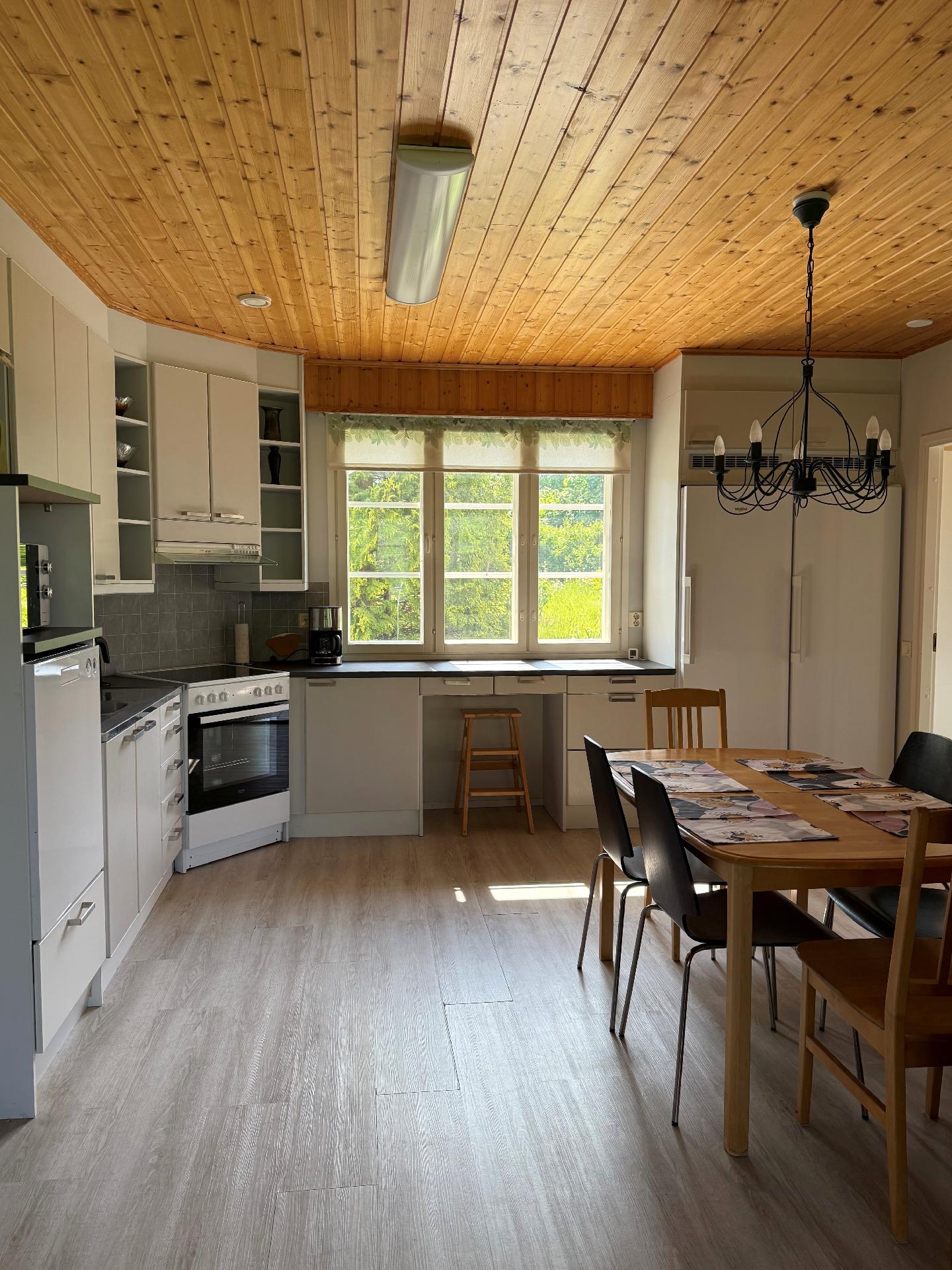 Kurjalanrannantie 580, Kurjalanranta, Leppävirta