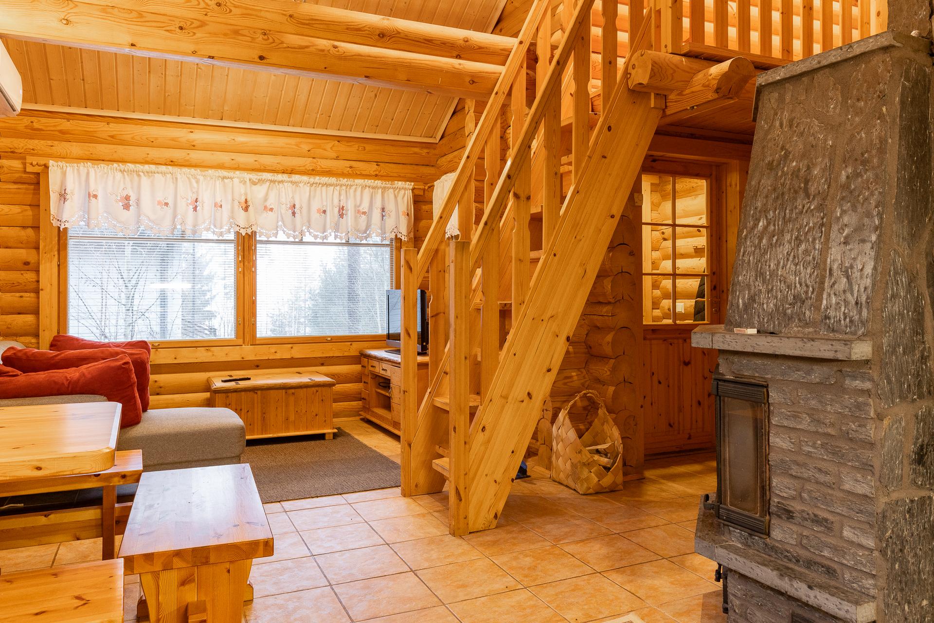 portaikko parvitilaan