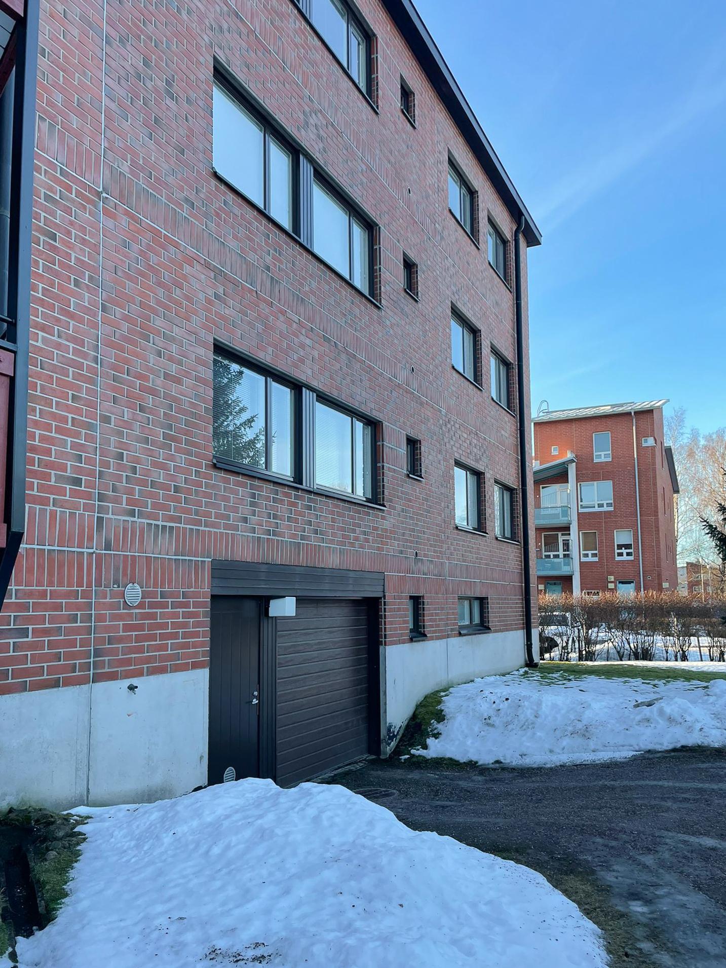 Keltamotie 24, Tikkurila, Vantaa