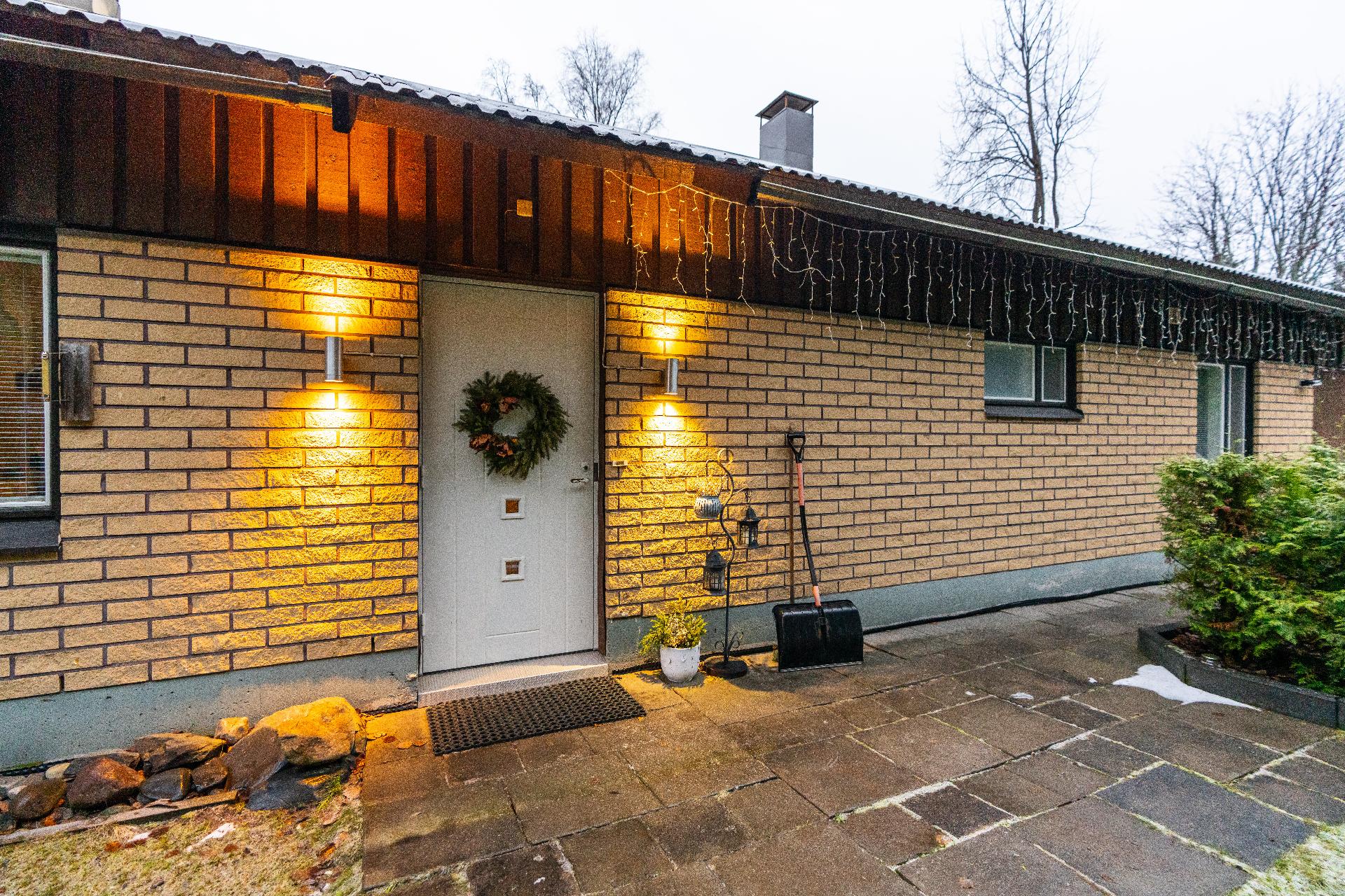 Tatuntie 4, Kuivasjärvi, Oulu