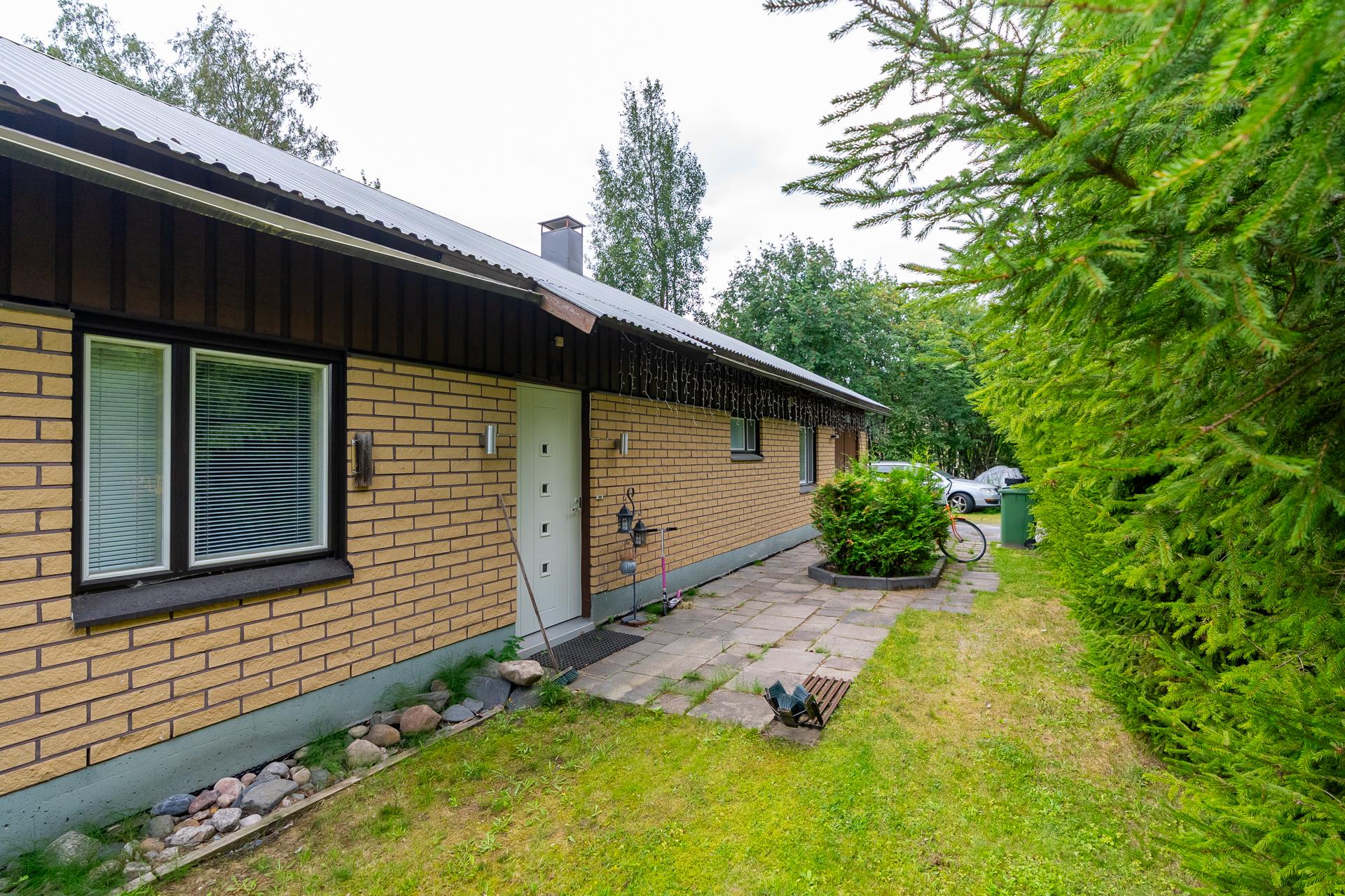 Tatuntie 4, Kuivasjärvi, Oulu