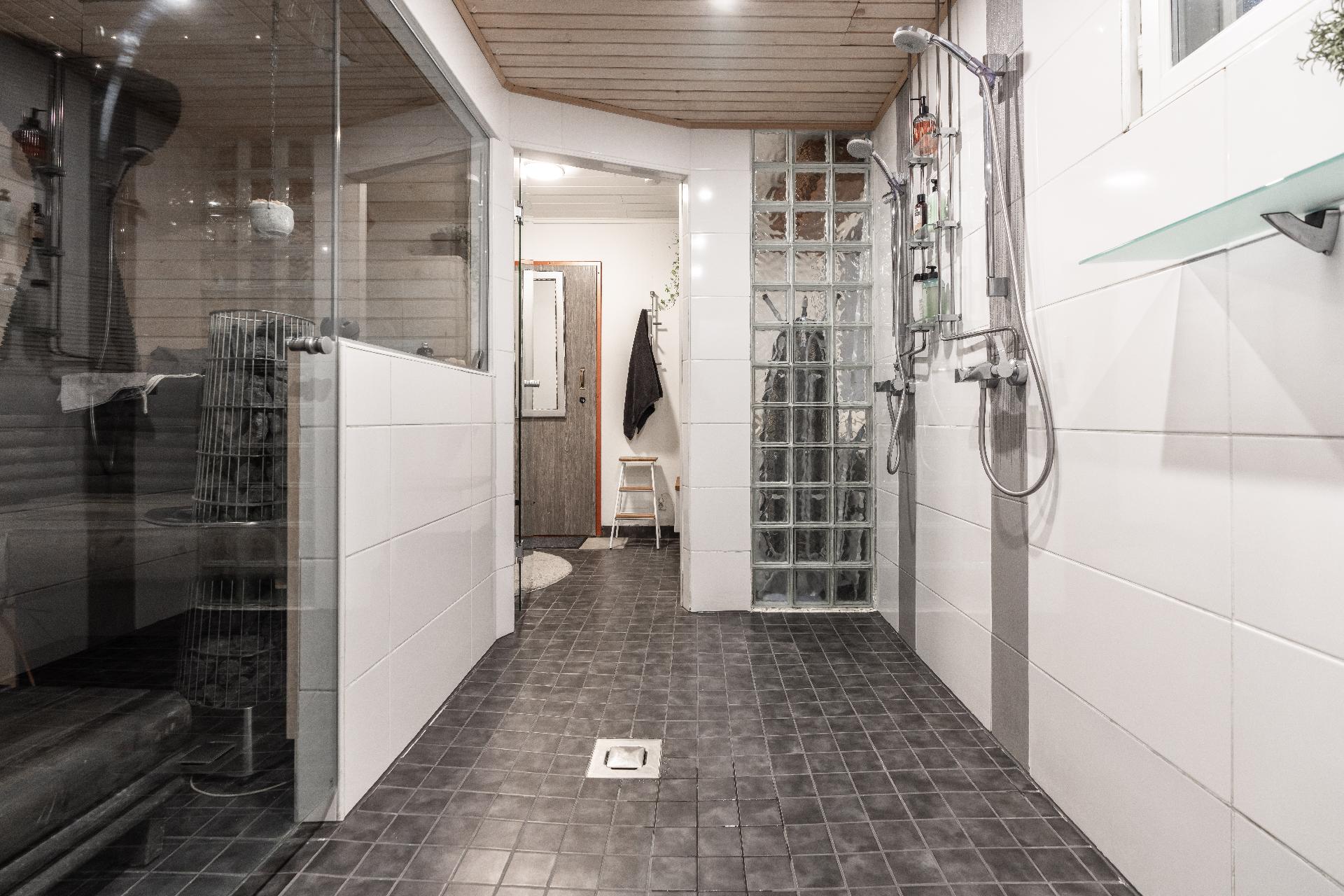 Tatuntie 4, Kuivasjärvi, Oulu