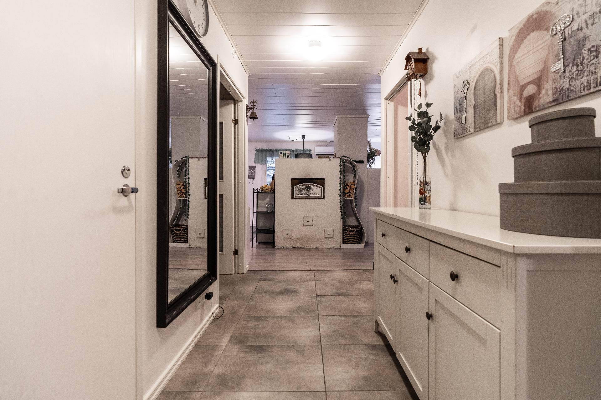 Tatuntie 4, Kuivasjärvi, Oulu