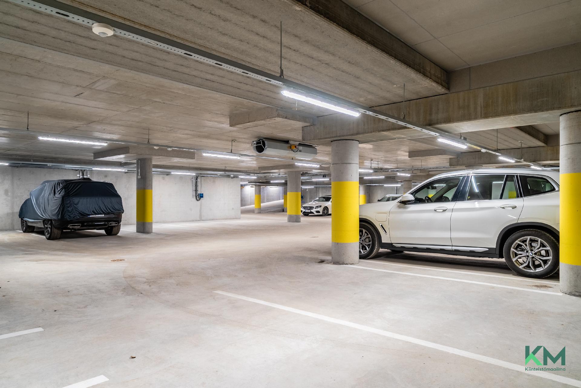 Parkkihalliin suoraan hissillä