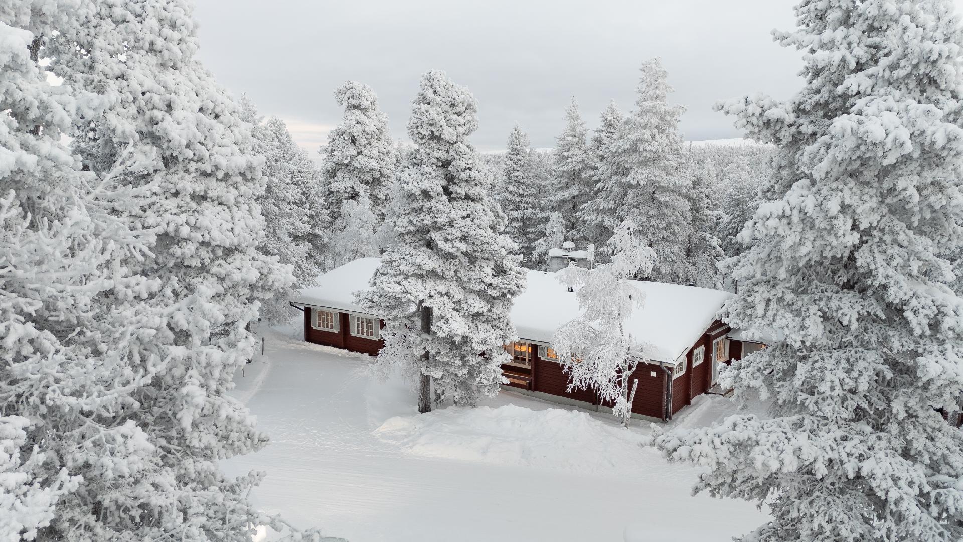 Huurteiset kauniit Saariselän maisemat