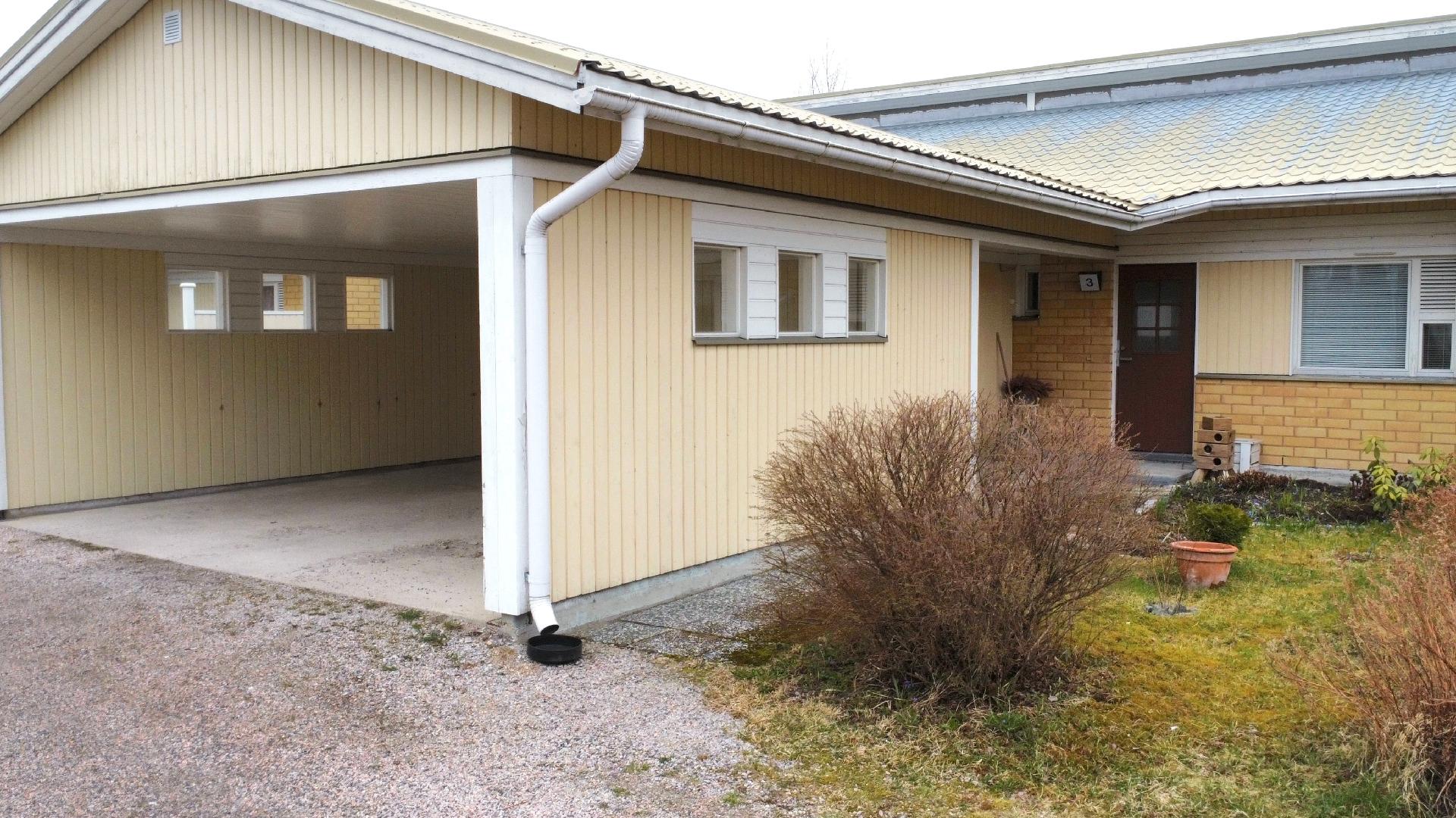 Riihitie 3, Kurikka
