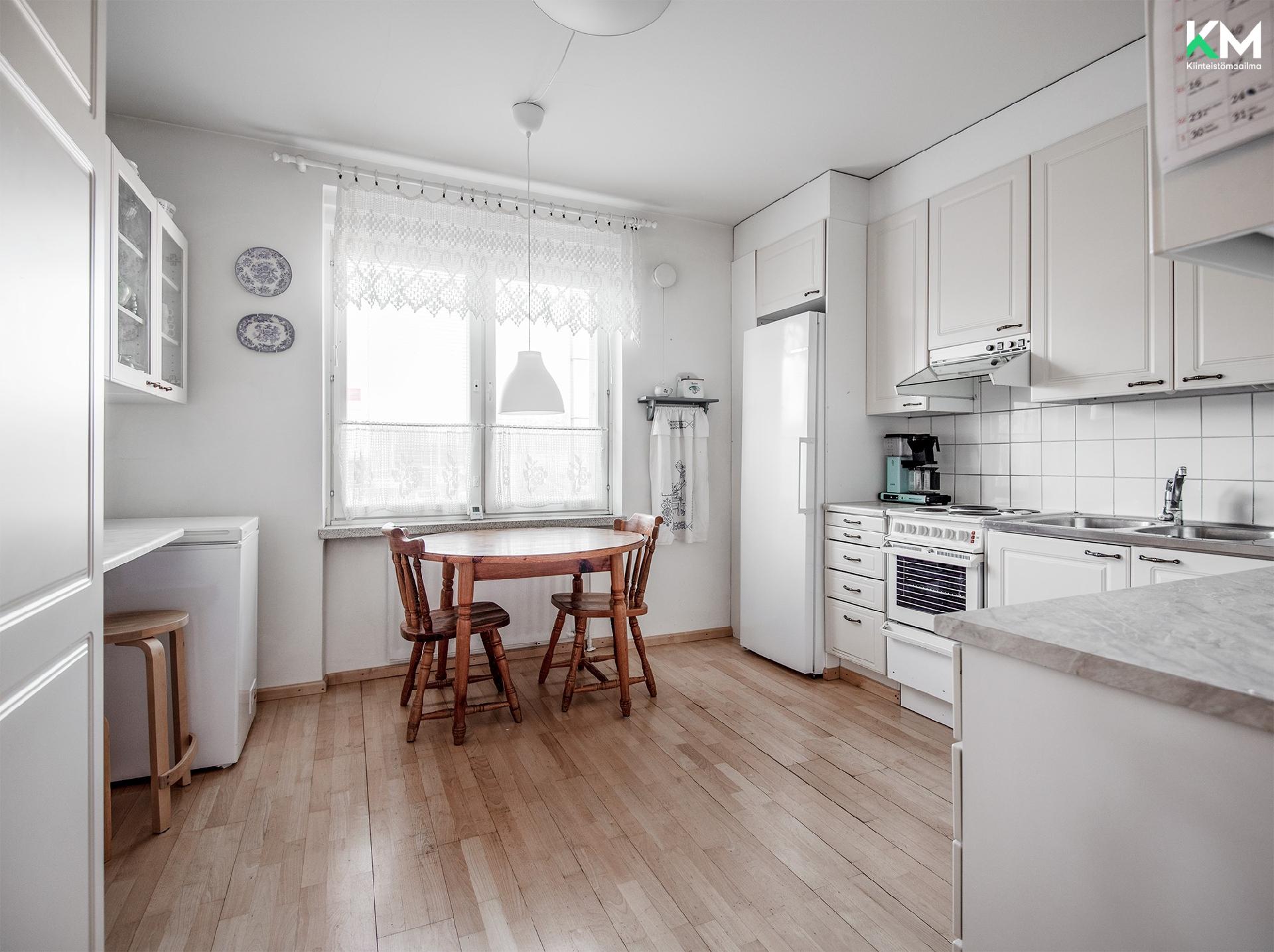 Kiesikatu 8-10, Keskusta, Kaarina