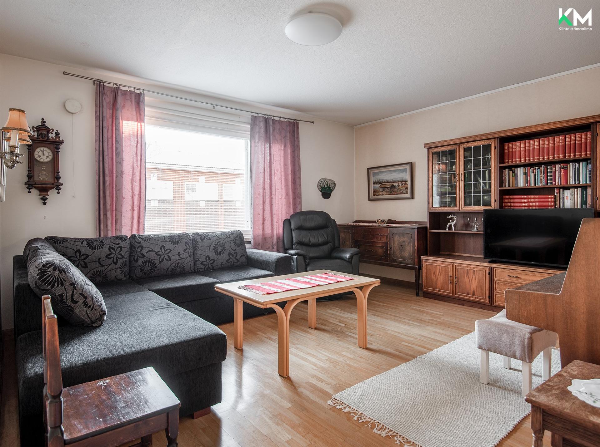 Kiesikatu 8-10, Keskusta, Kaarina