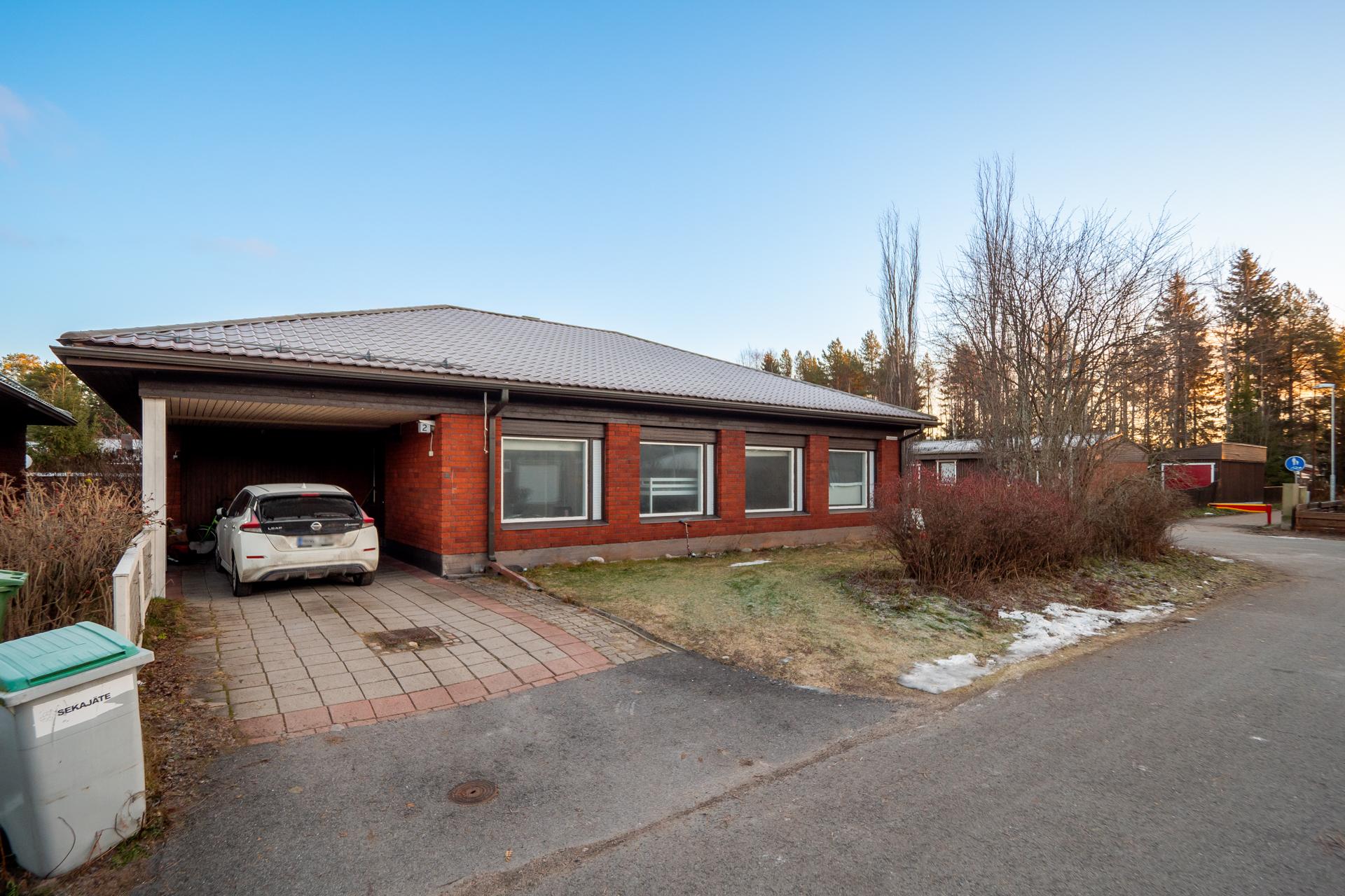 Kultapiiskutie 2, Rajakylä, Oulu