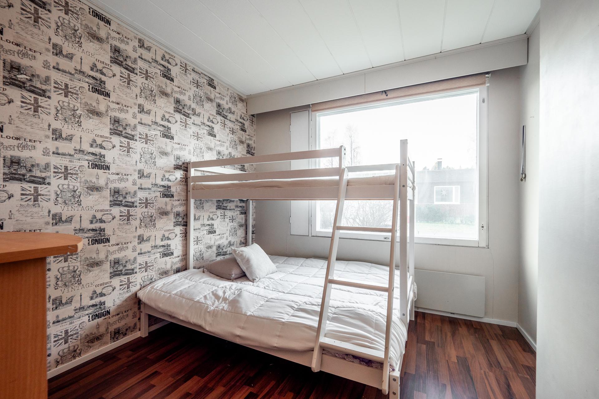 Kultapiiskutie 2, Rajakylä, Oulu