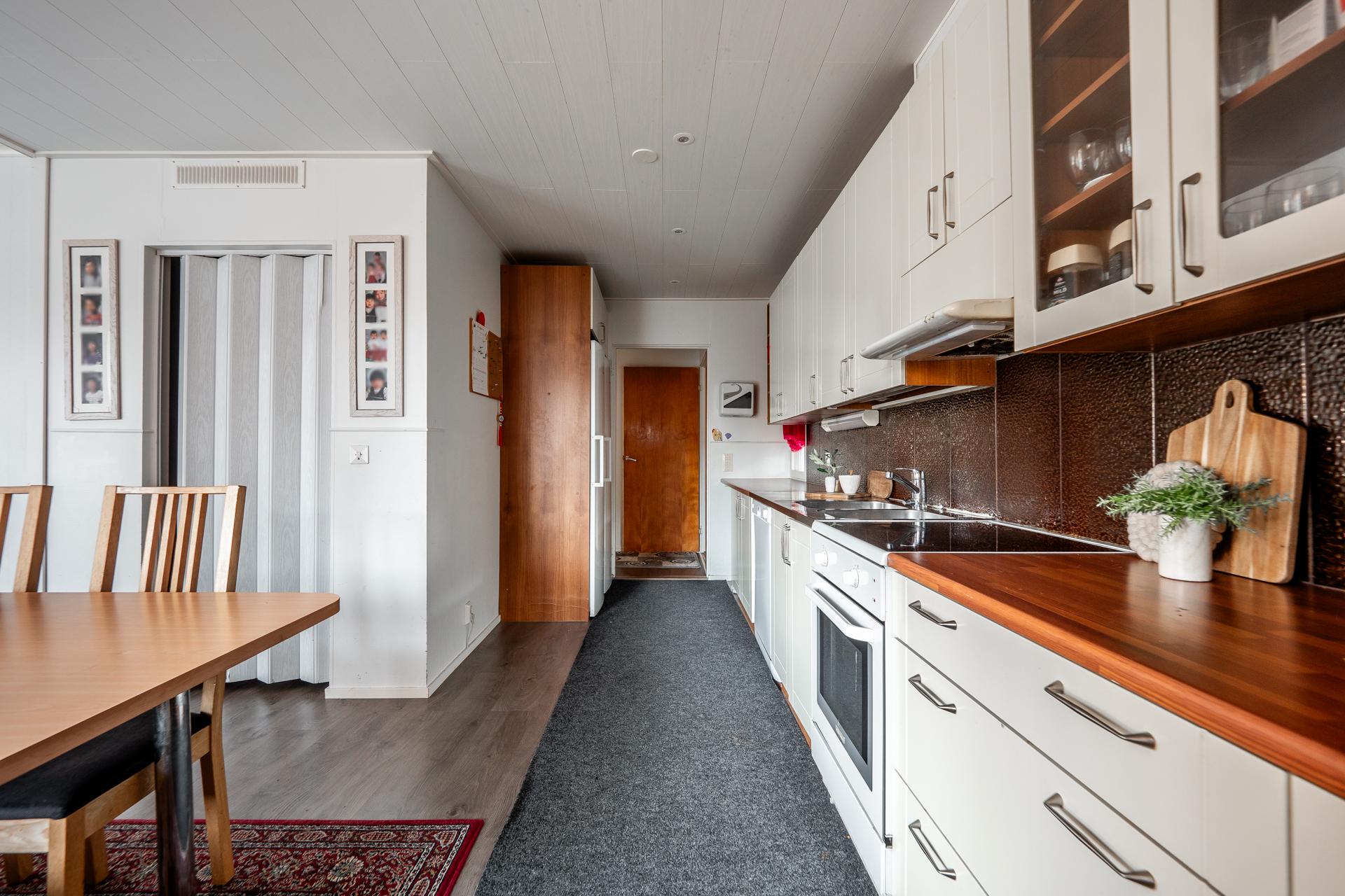 Kultapiiskutie 2, Rajakylä, Oulu