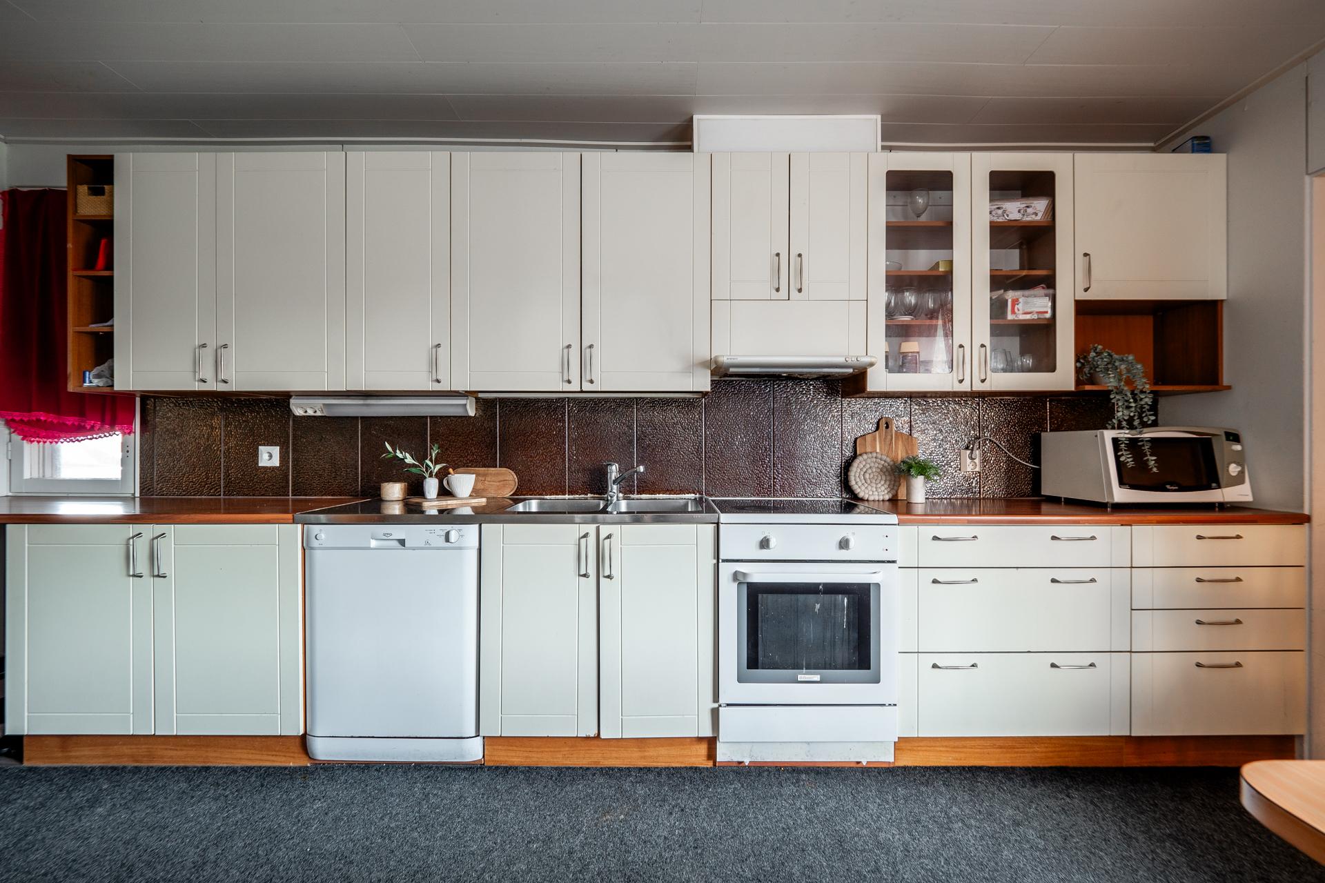 Kultapiiskutie 2, Rajakylä, Oulu