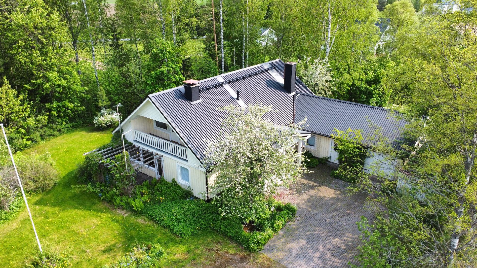 Samulintie 6, Kurikka
