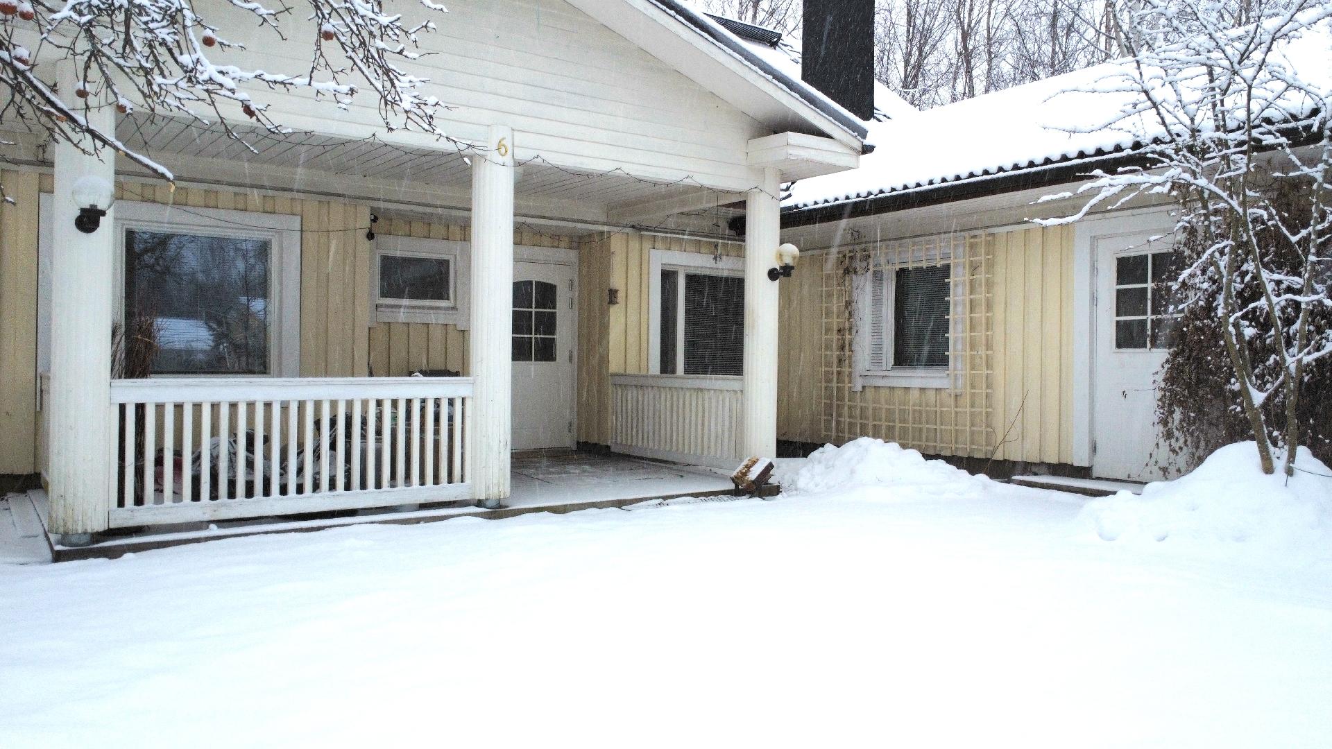 Samulintie 6, Kurikka