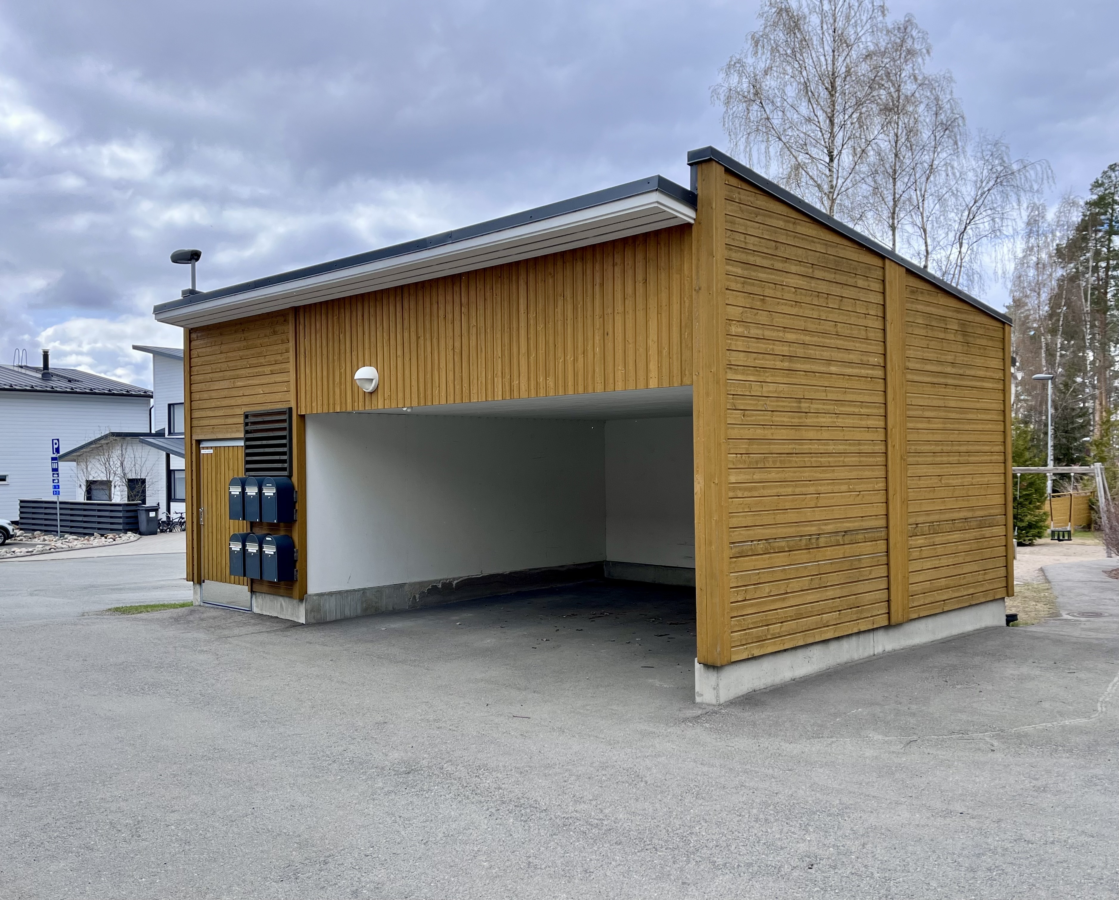Pursupolku 14, Länsi-Puijo, Kuopio